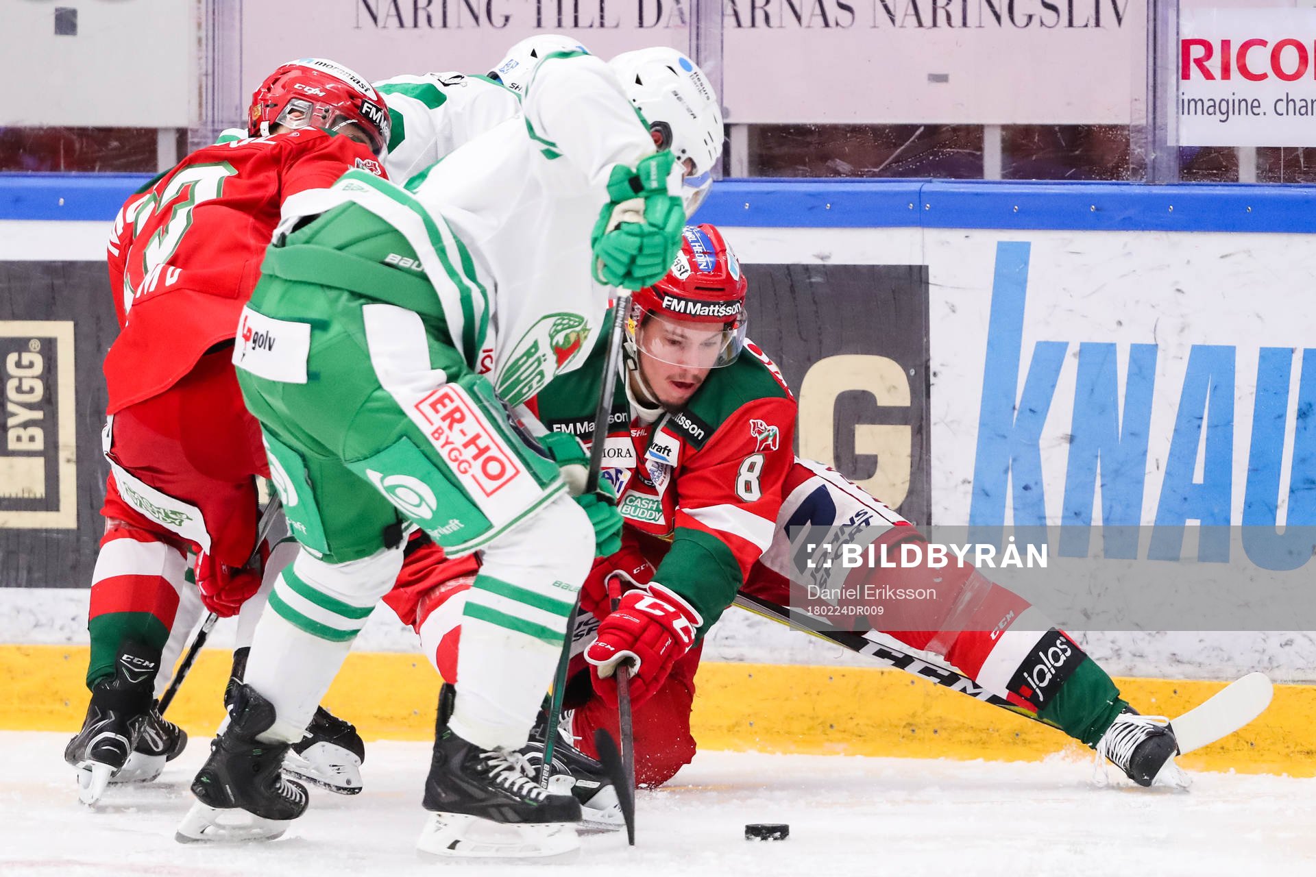 Rögles Stephen Perfetto  och Moras Robin Johansson