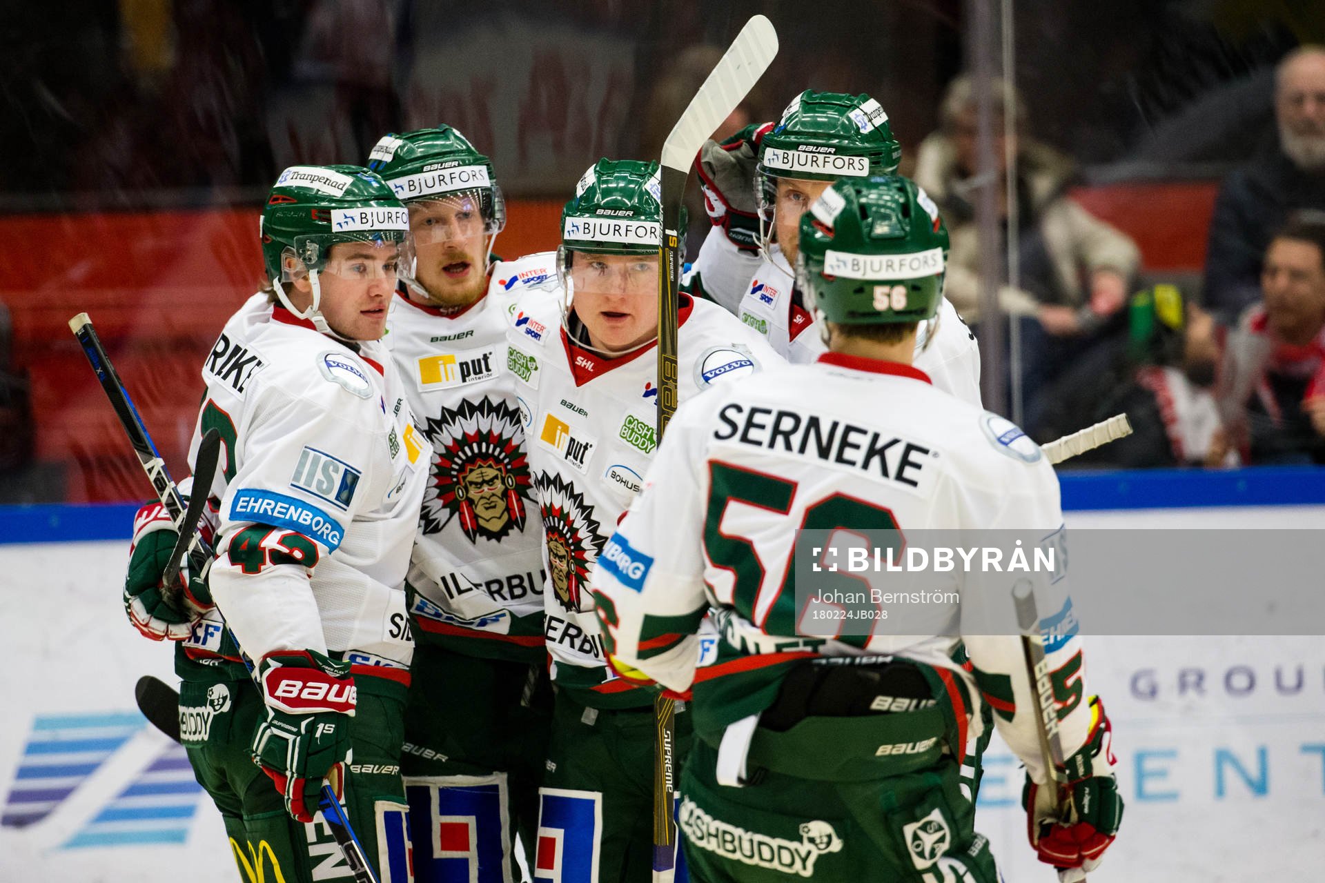 Frölundas Carl Grundström jublar