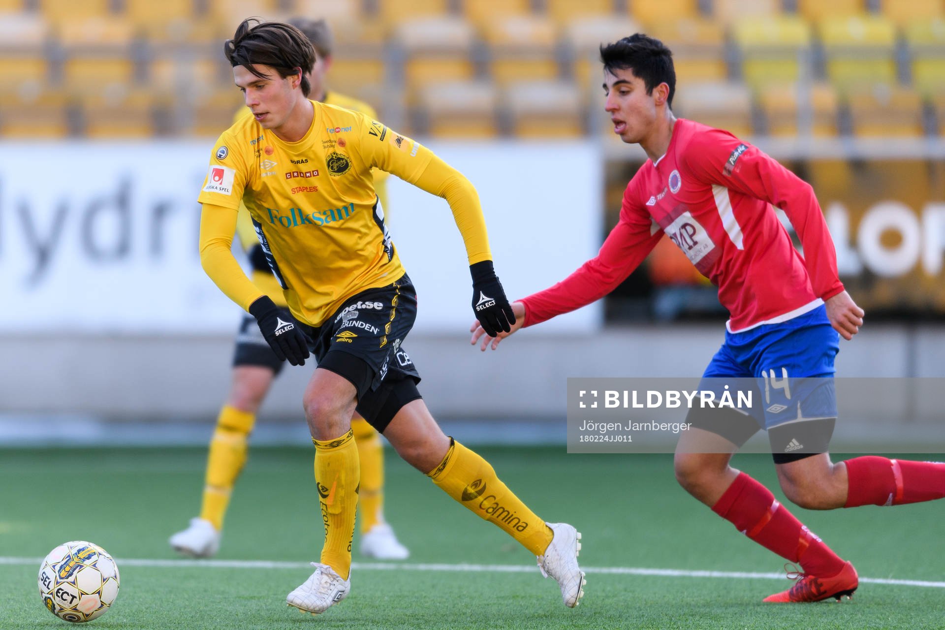 Elfsborgs Joakim Engström och Karlslunds Salh Darakan