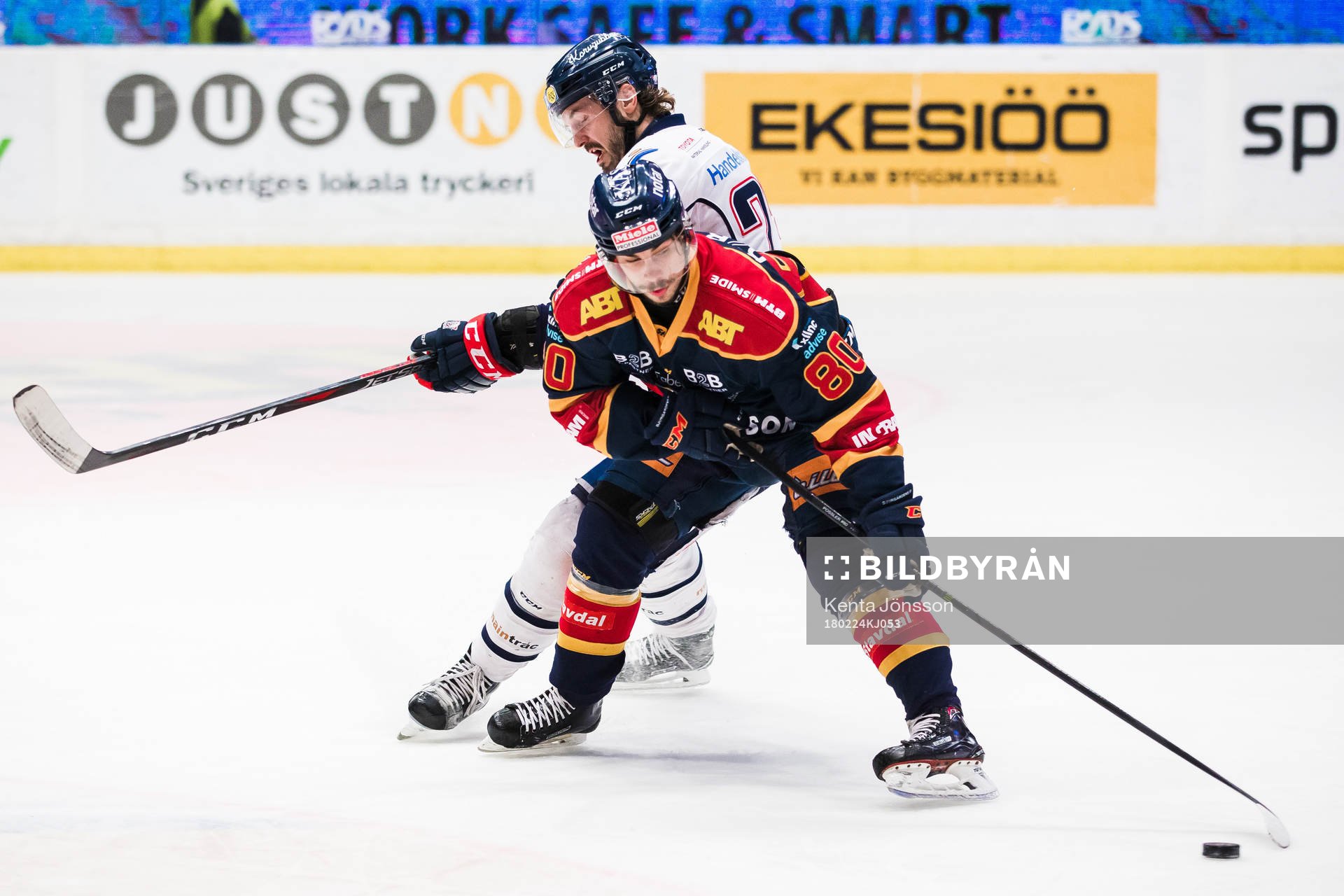 Djurgårdens Gustav Possler och Linköpings Niklas Persson