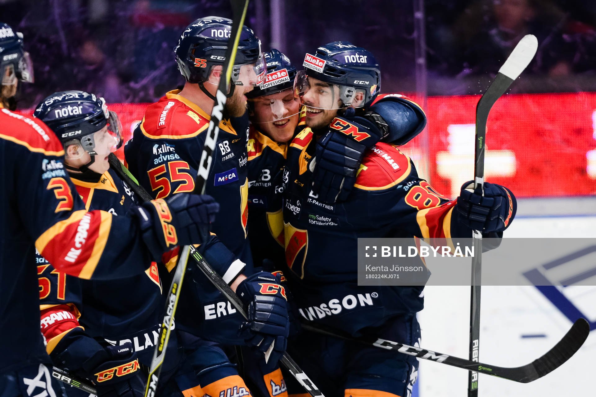 Djurgårdens Patrik Lundh och Gustav Possler jublar