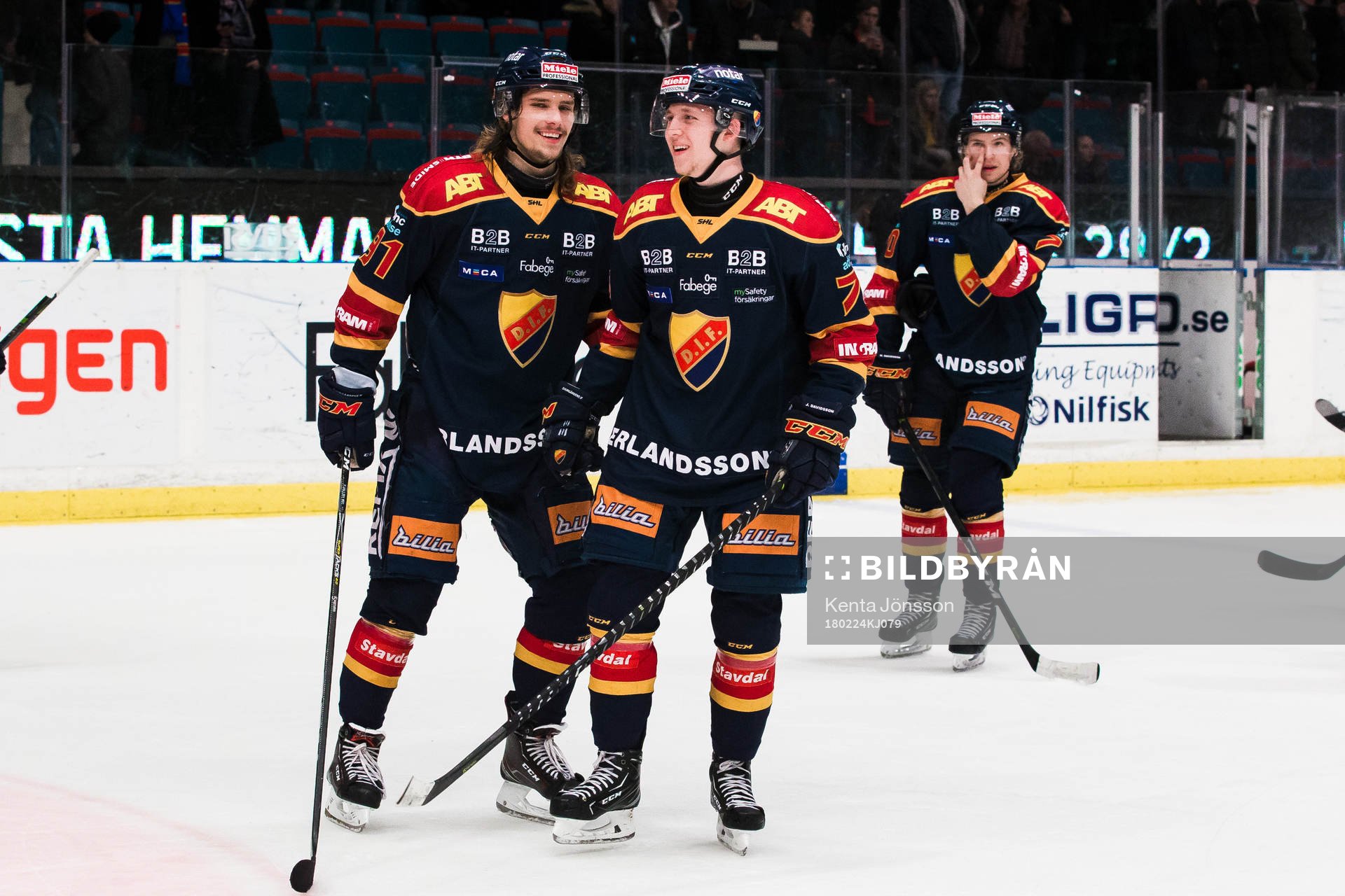 Djurgårdens Axel Jonsson Fjällby och Jonathan Davidsson