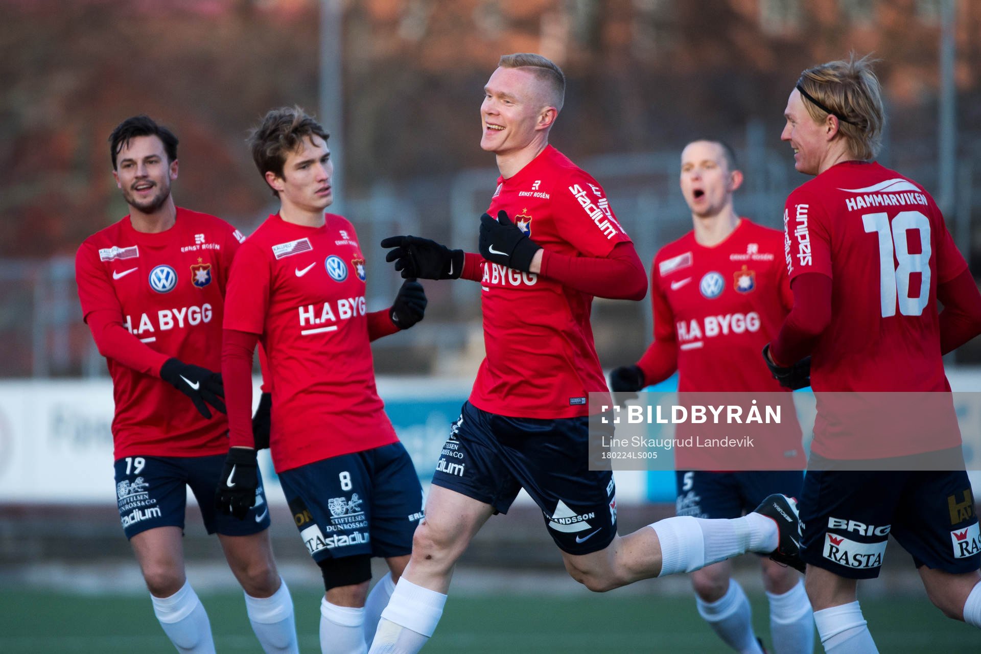 Örgrytes David Engström jublar