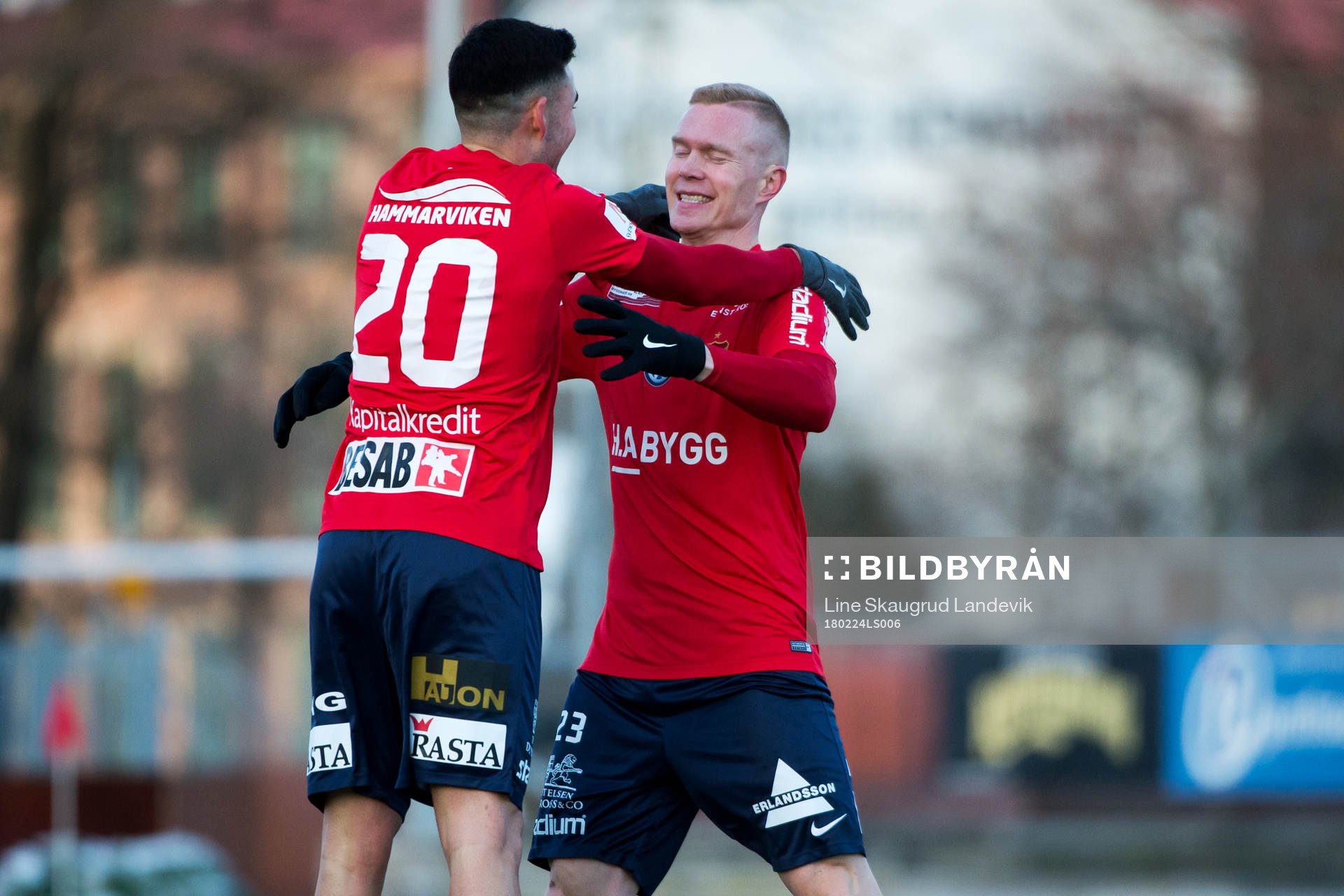 Örgrytes Diego Montiel och David Engström jublar