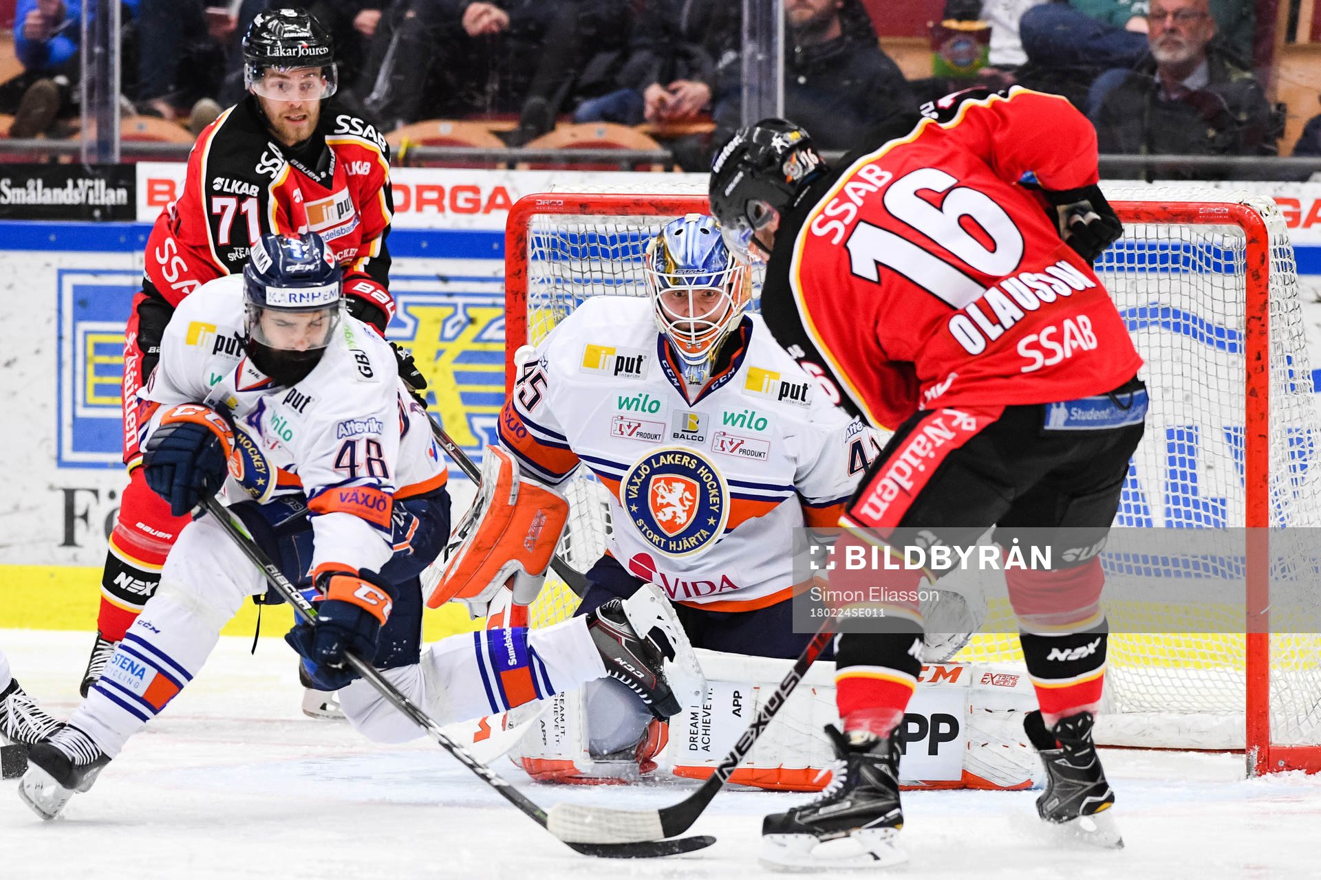 Luleås Niklas Olausson och Patrick Cehlin oroar framför