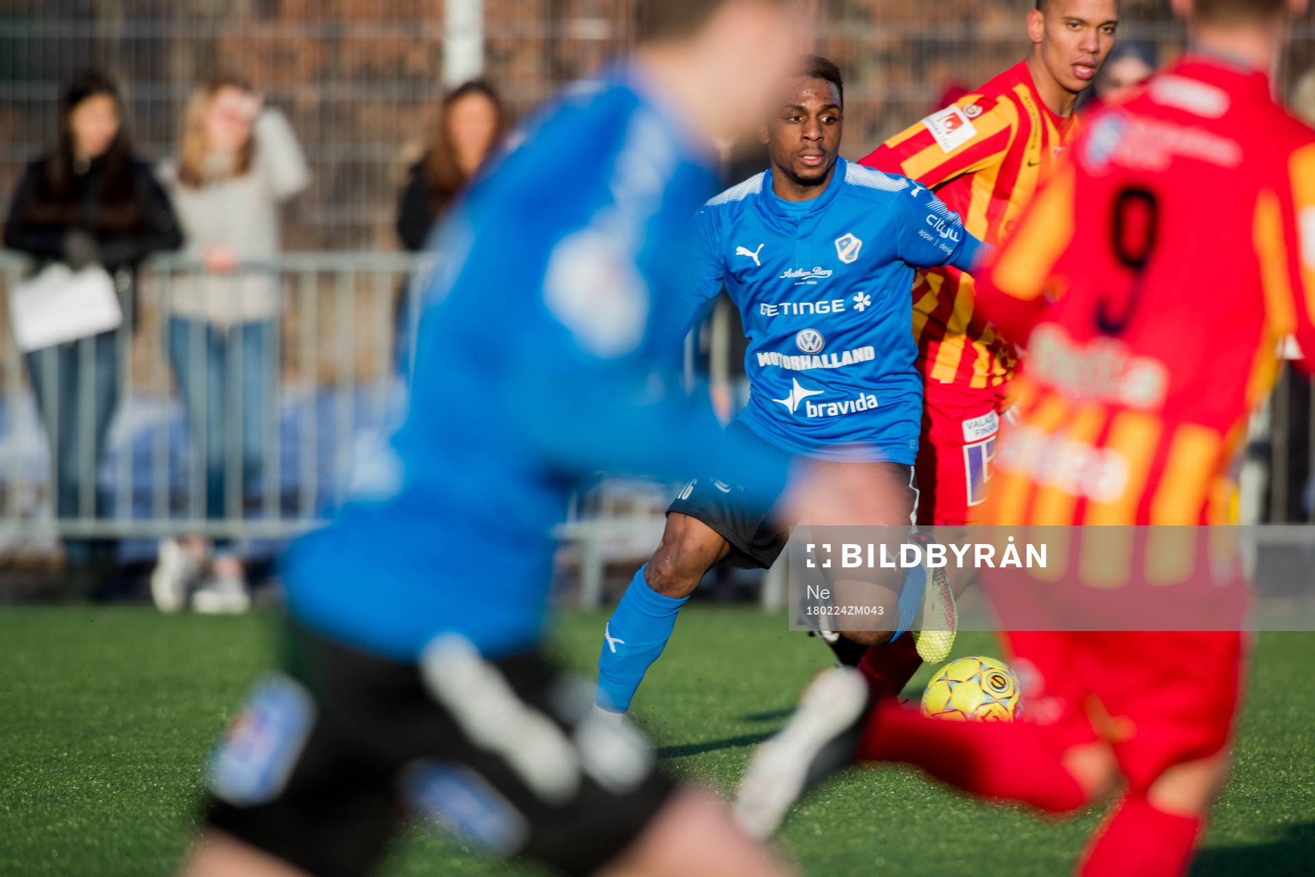 under fotbollsmatchen i Svenska cupen mellan Halmstad och
