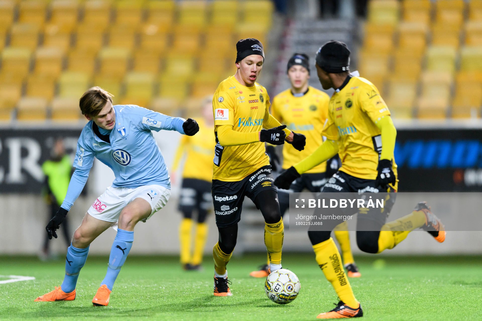 Malmö FF’s Patriot Sejdiu och Elfsborgs Noah Söderberg