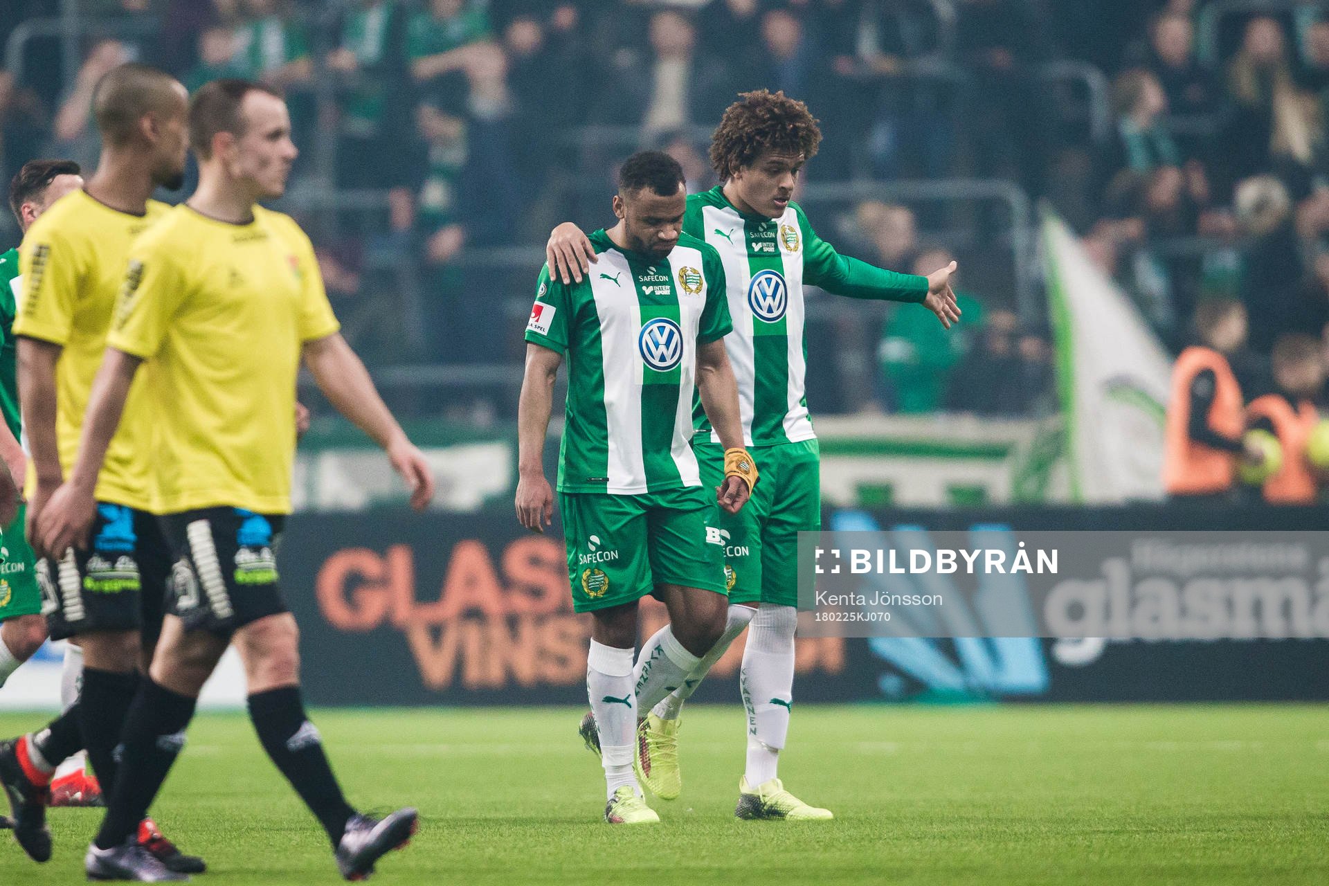 Hammarbys Serge-Junior Martinsson Ngouali och Neto Borges