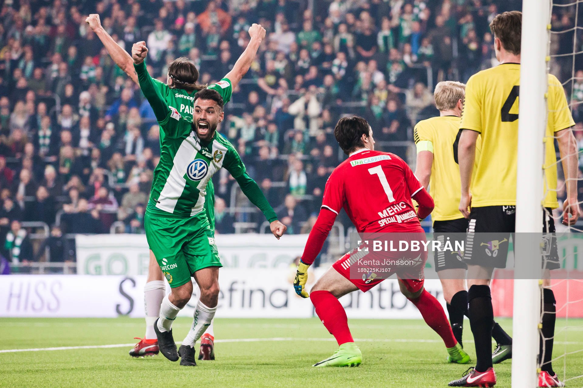 Hammarbys Imad Khalili jublar
