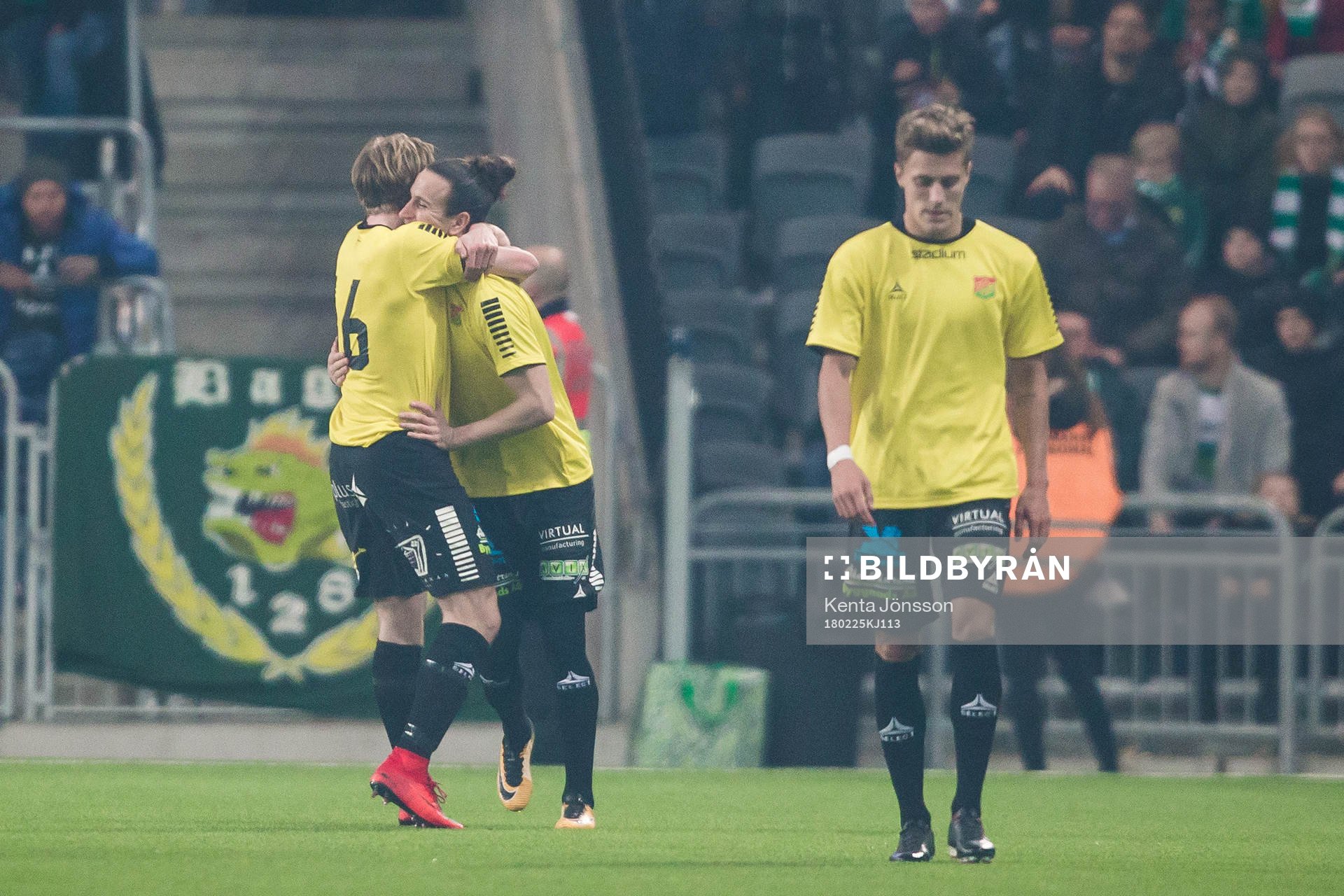 GAIS Edin Hamidovic jublar med August Wängberg efter 1-1 under fotbollsmatchen i Svenska Cupen mellan Hammarby och GAIS den 25 Februari 2018 i Stockholm.