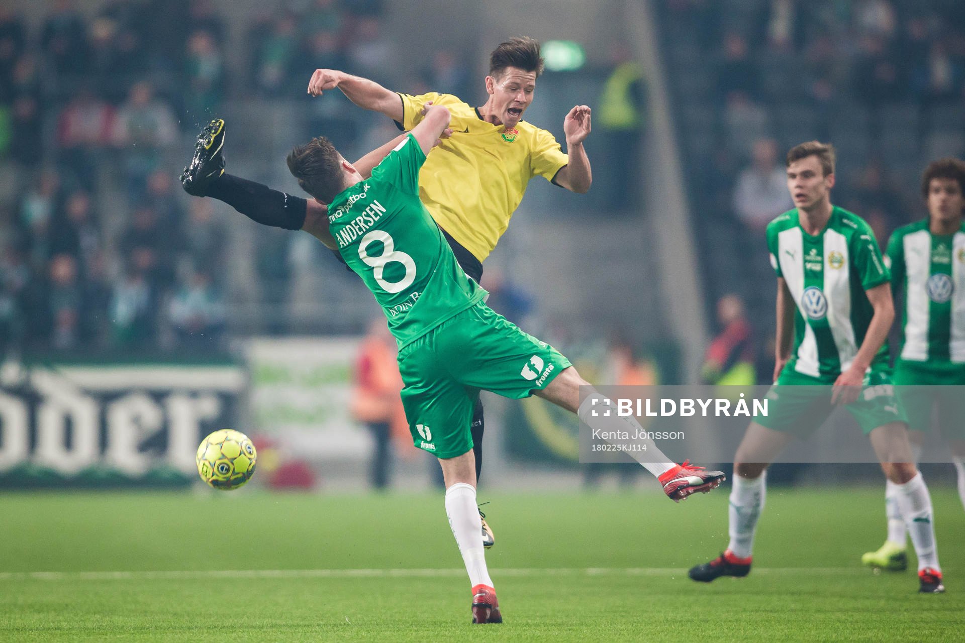 GAIS Dusan Djuric i nickduell med Hammarbys Jeppe Andersen