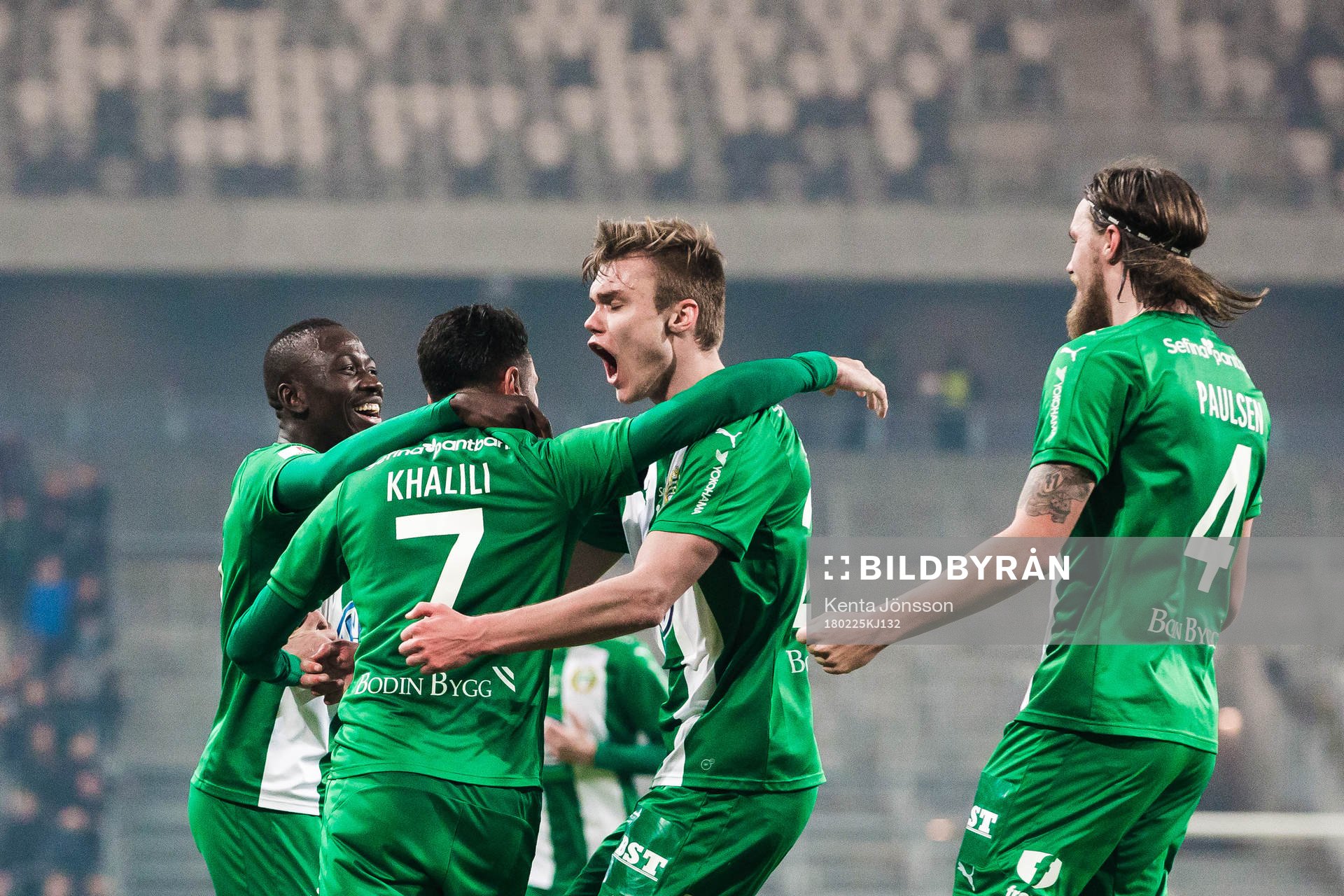 Hammarbys Imad Khalili jublar med Pa Amat Dibba oh Hammarbys Marcus Degerlund efter sin kvittering till 3-3 under fotbollsmatchen i Svenska Cupen mellan Hammarby och GAIS den 25 Februari 2018 i Stockholm.