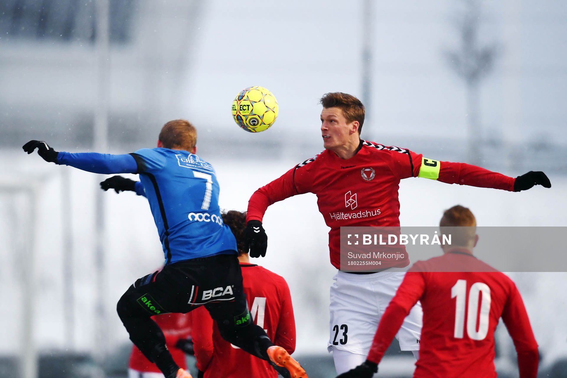 Trelleborgs Erik Andersson och Kalmars Viktor Elm i