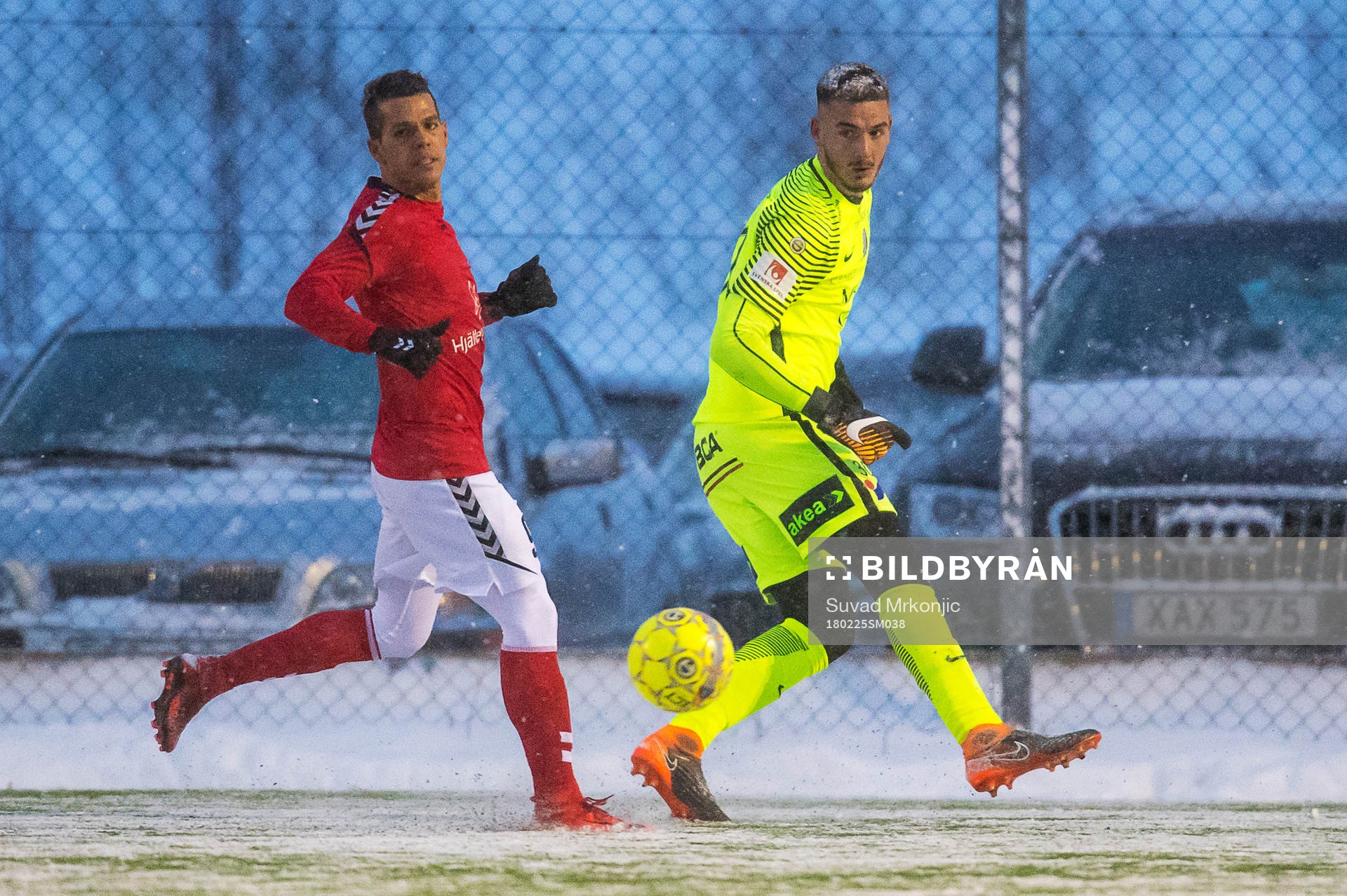 Trelleborgs målvakt Marko Johansson och Kalmars Hiago
