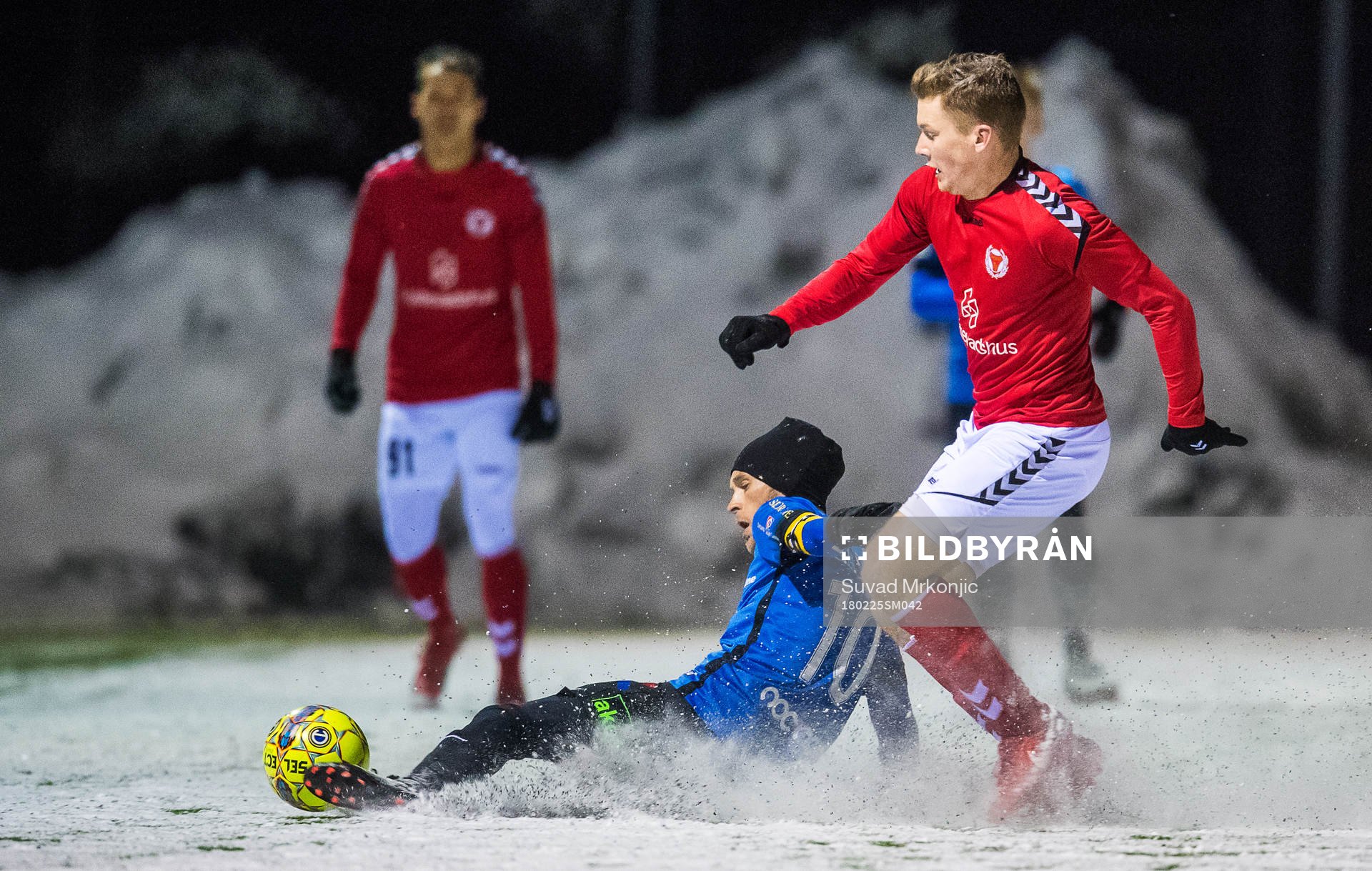 Trelleborgs Zoran Jovanovic och Kalmars Victor Agardius