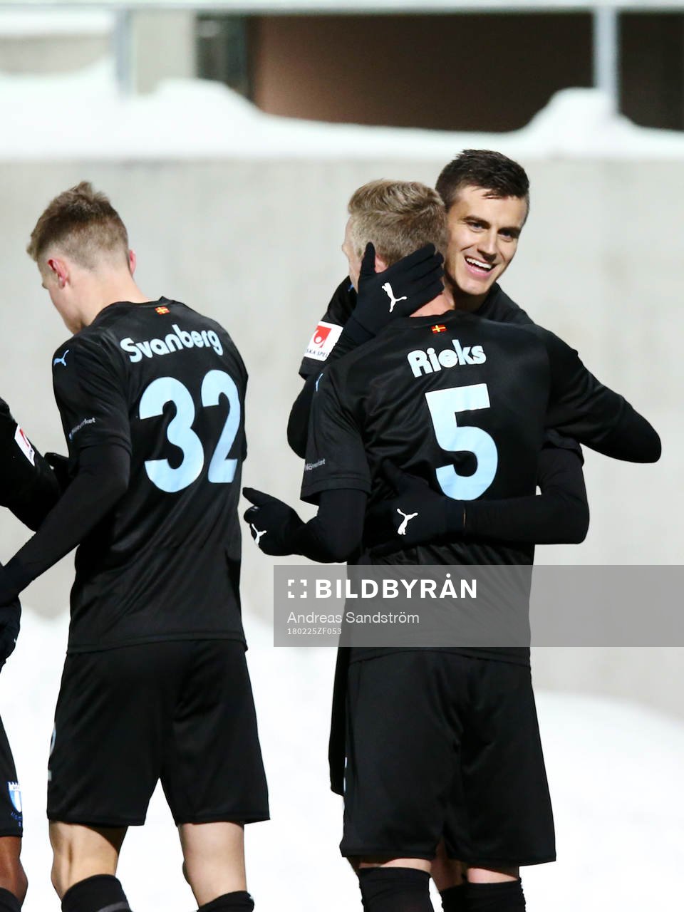 Malmö FFs Alexander Jeremejeff (till höger) jublar med