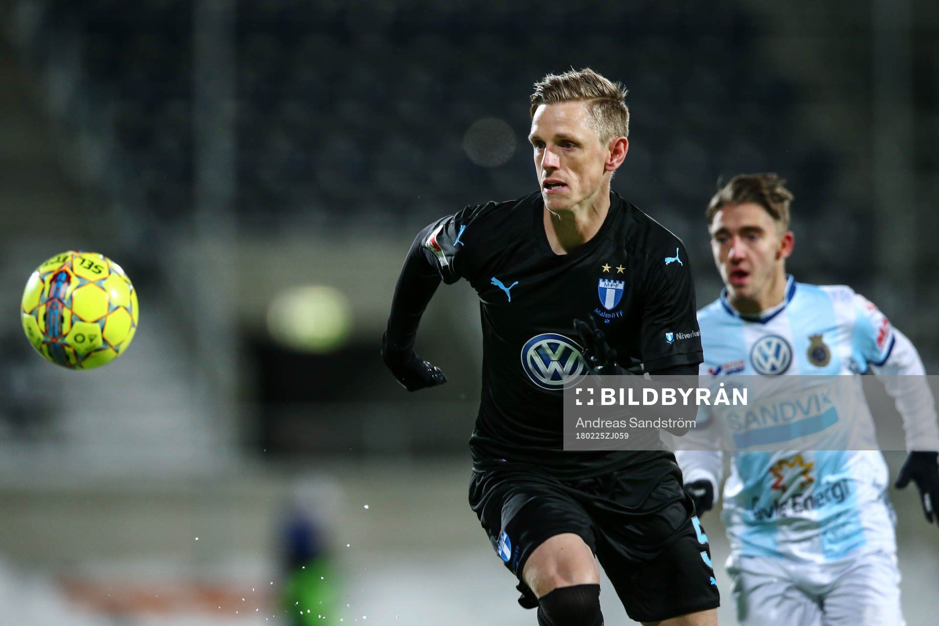 Malmö FFs Sören Rieks jagar bollen