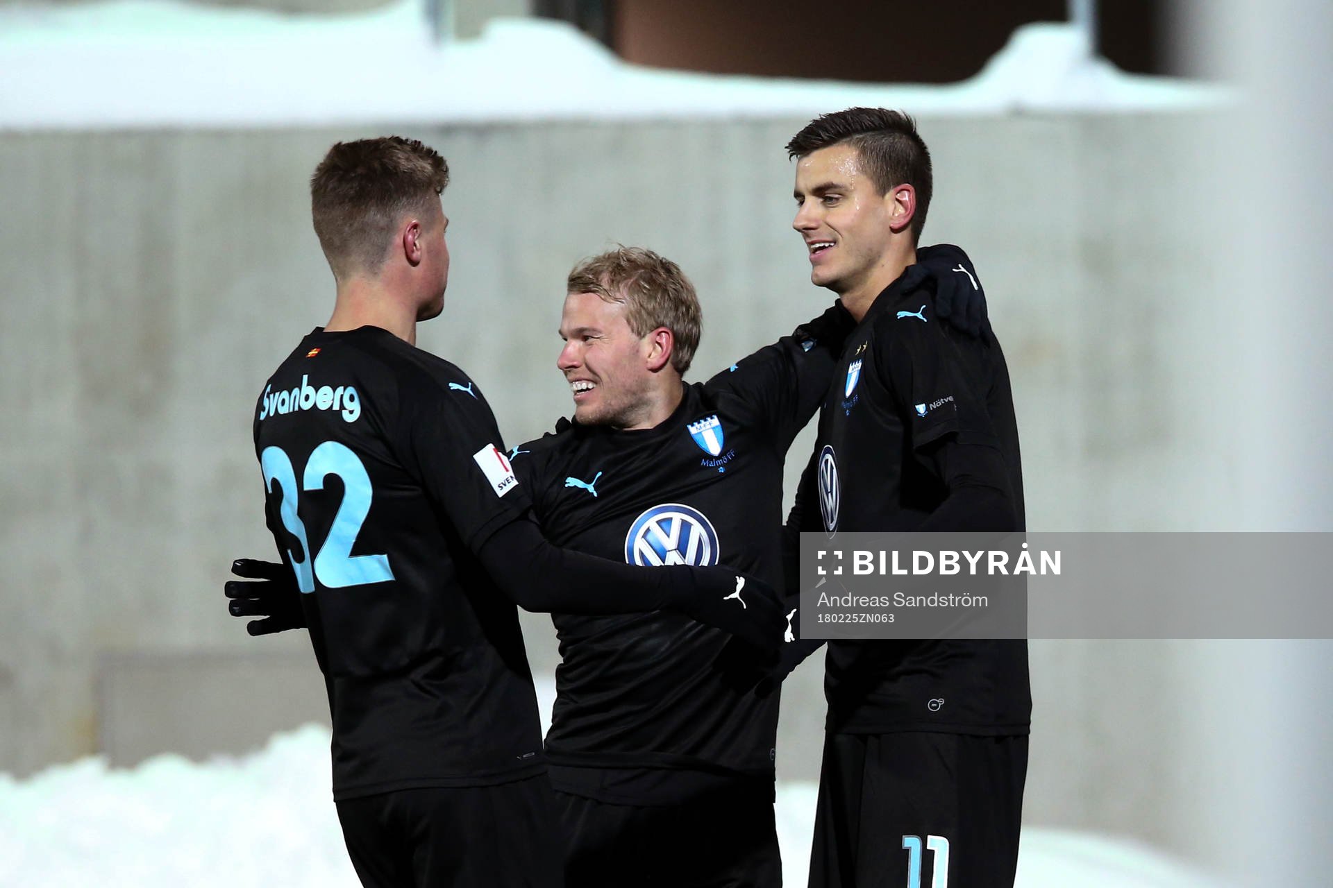 Malmö FFs Alexander Jeremejeff (till höger) jublar med