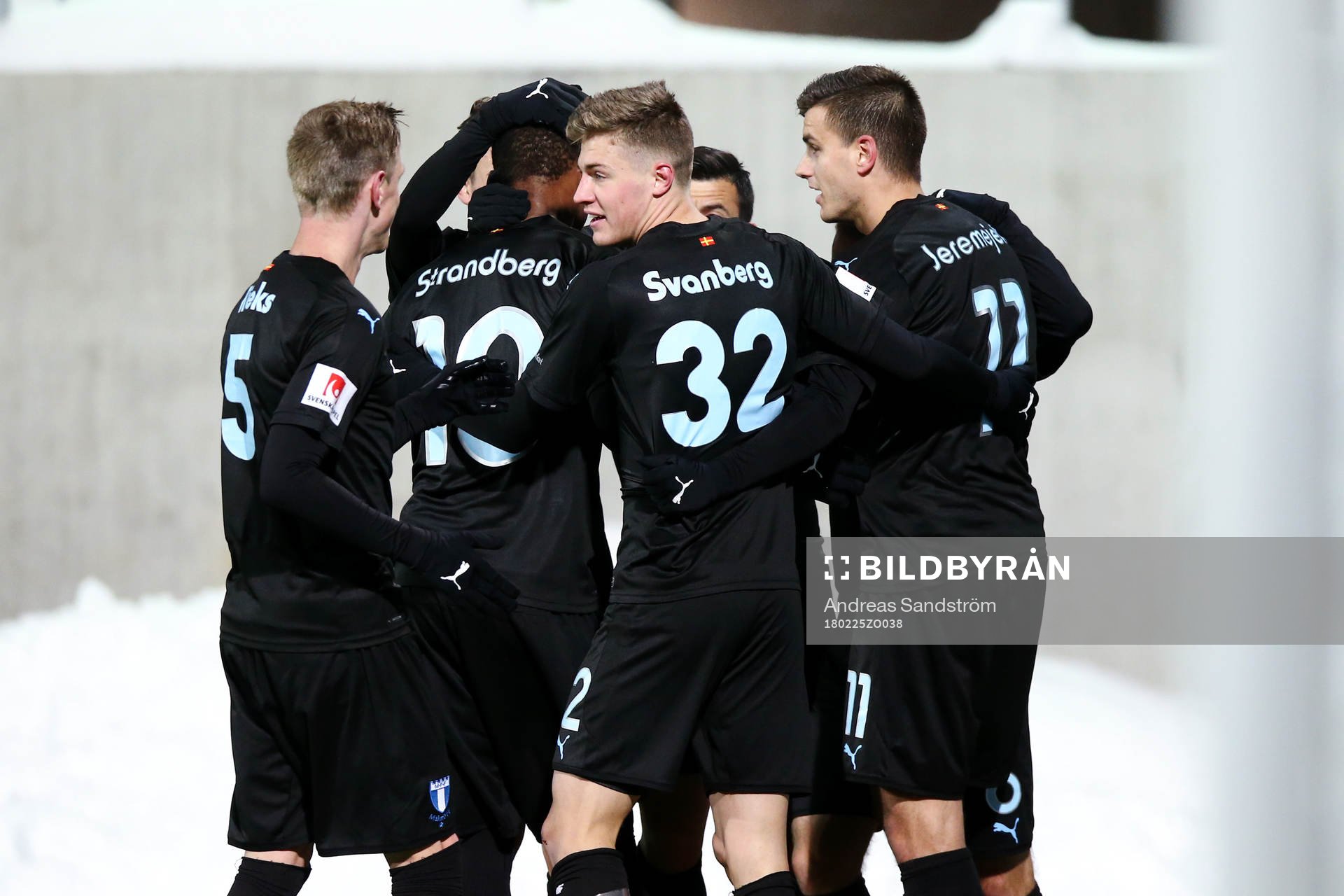 Malmö FFs Alexander Jeremejeff (till höger) jublar med