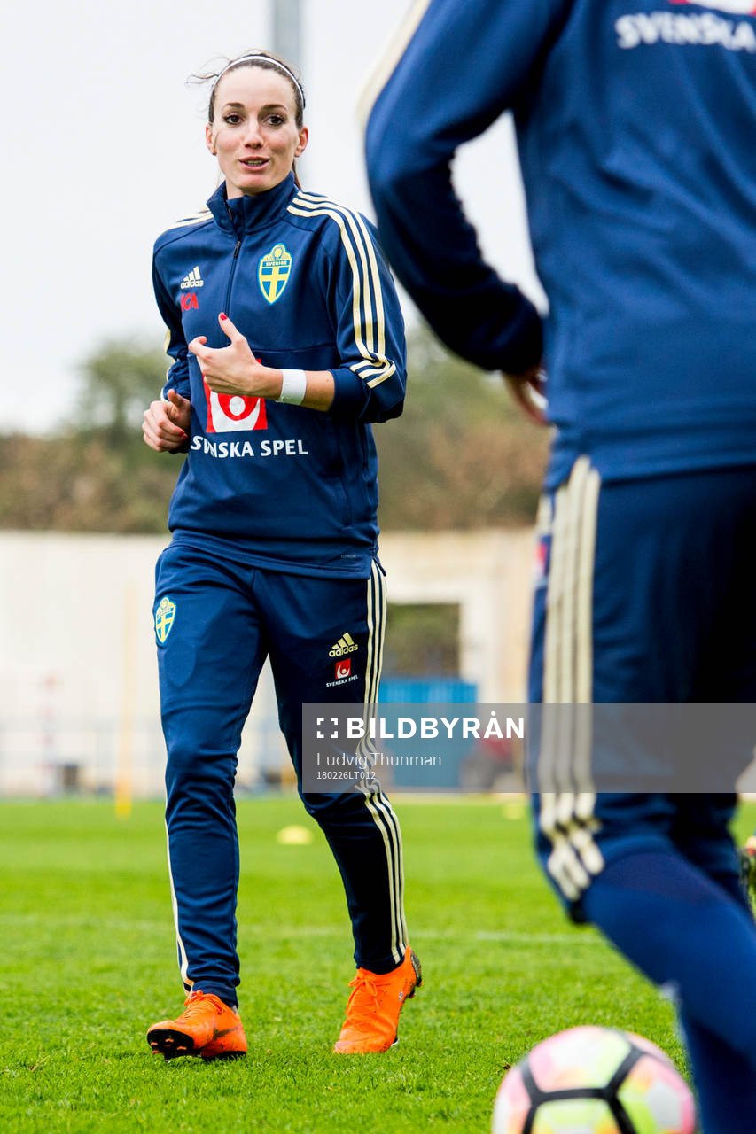 Kosovare Asllani