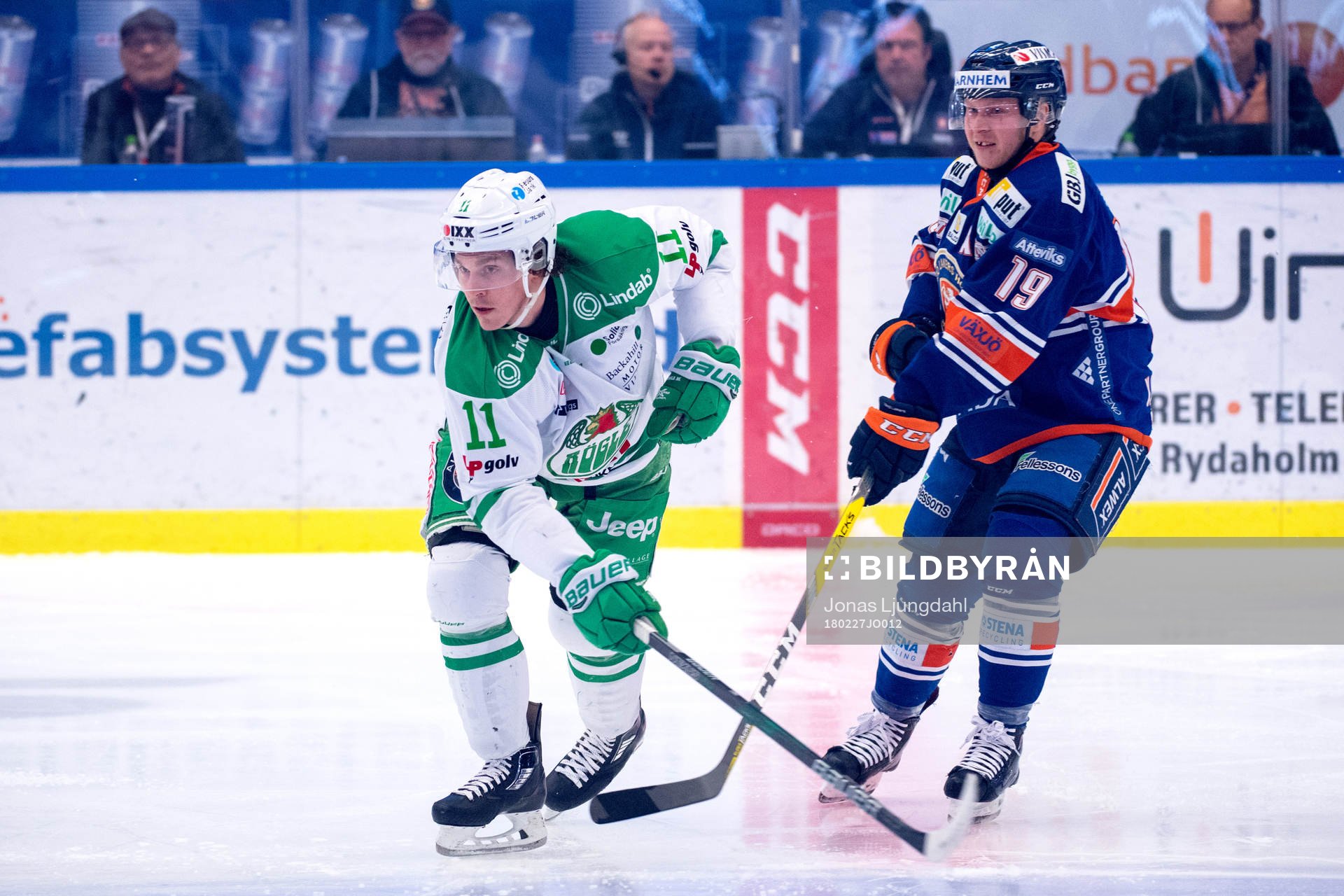 Rögles Bryan Lerg och Växjös Tuomas Kiiskinen