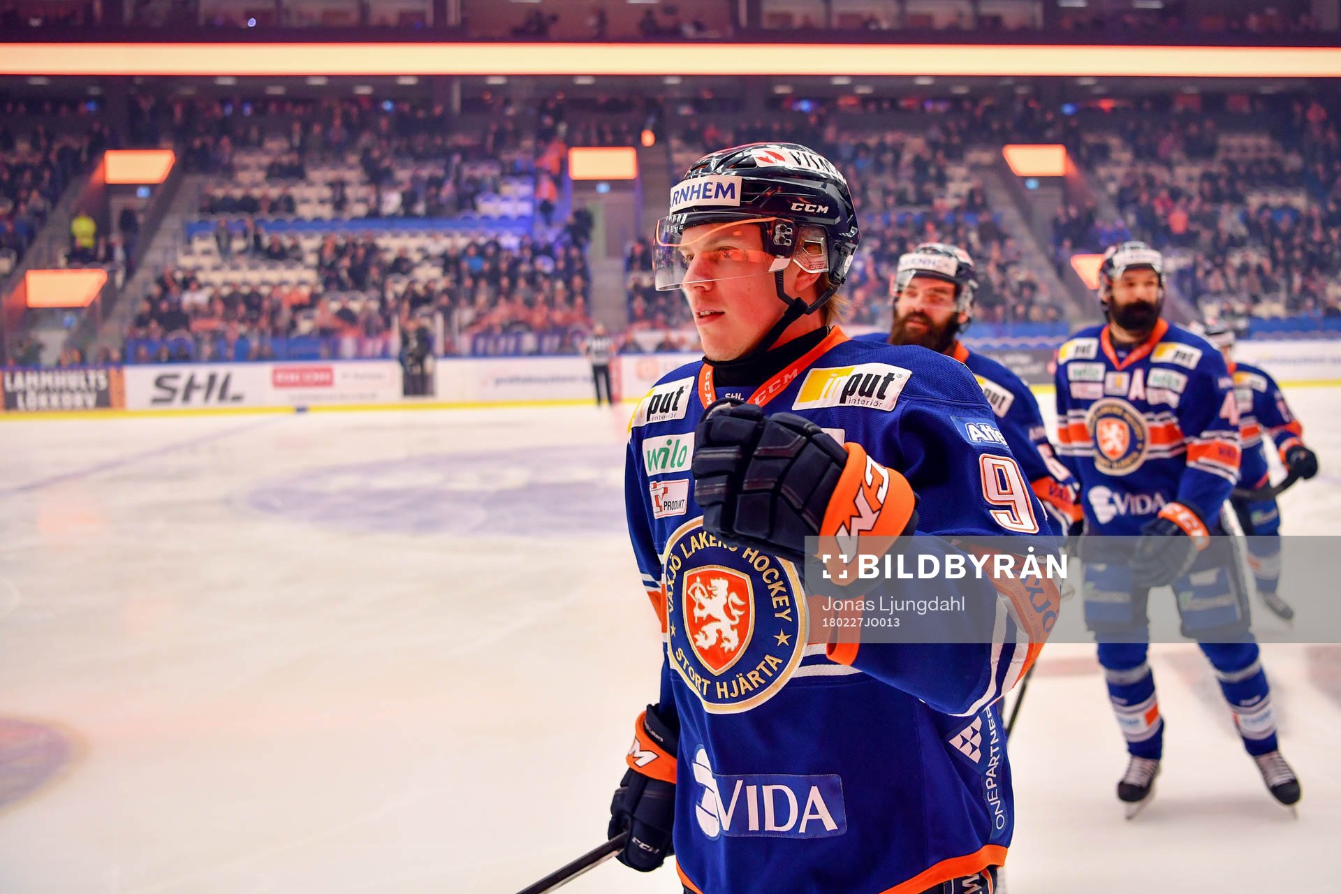 Växjös Joel Persson jublar