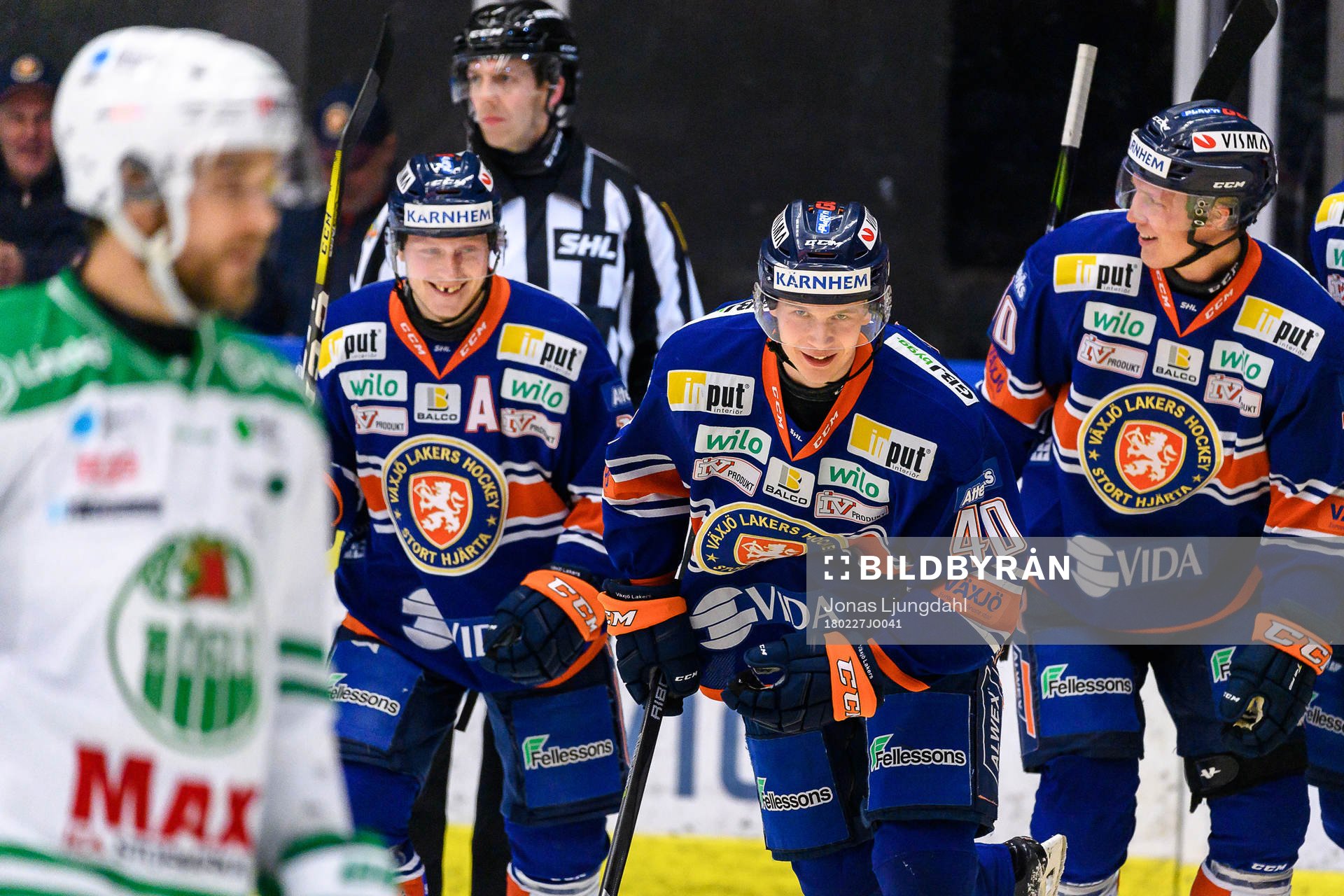 Växjös Elias Pettersson jublar