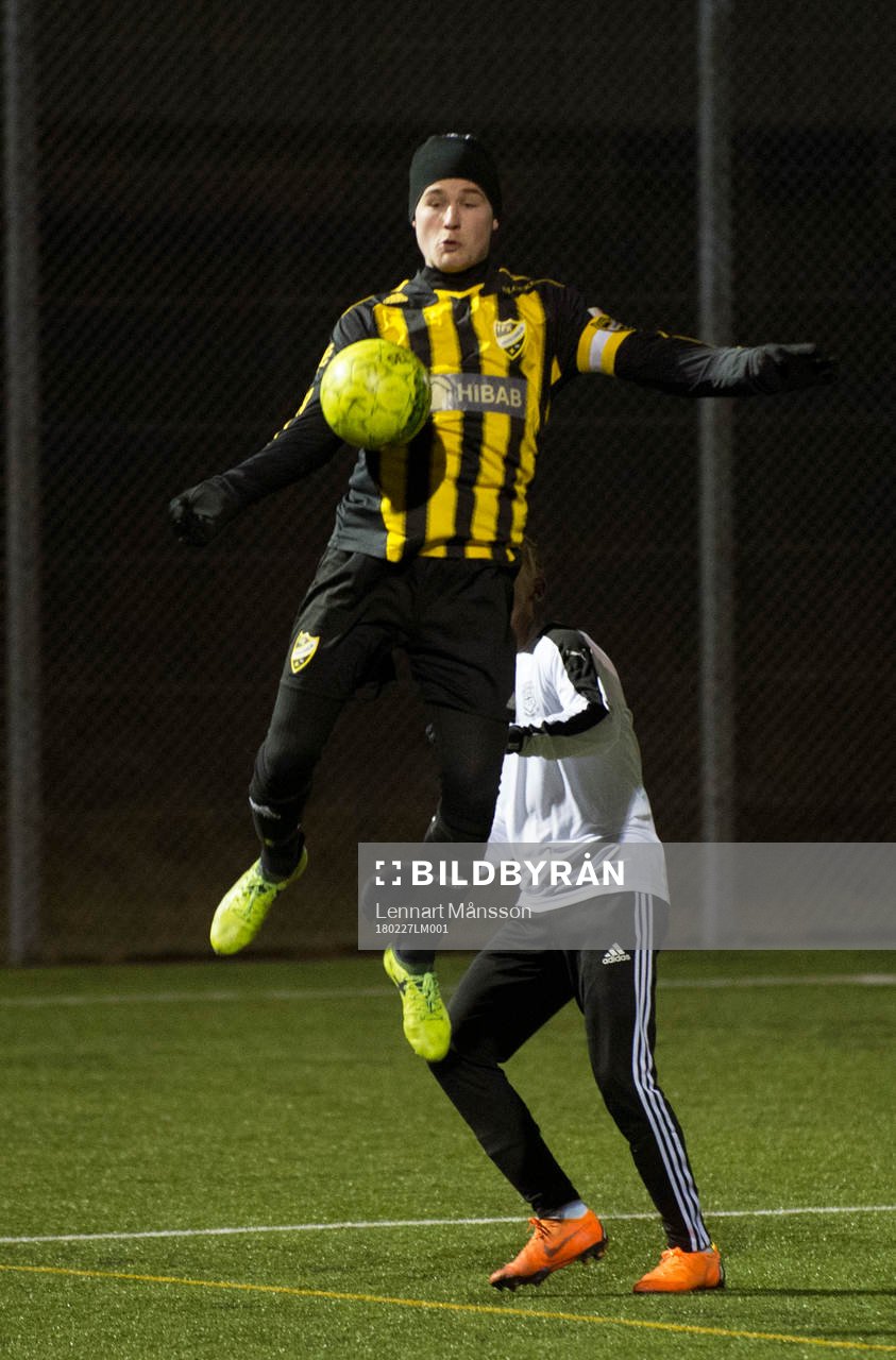IFK Hässleholms Linus Svensson  i träningsmatchen mellan