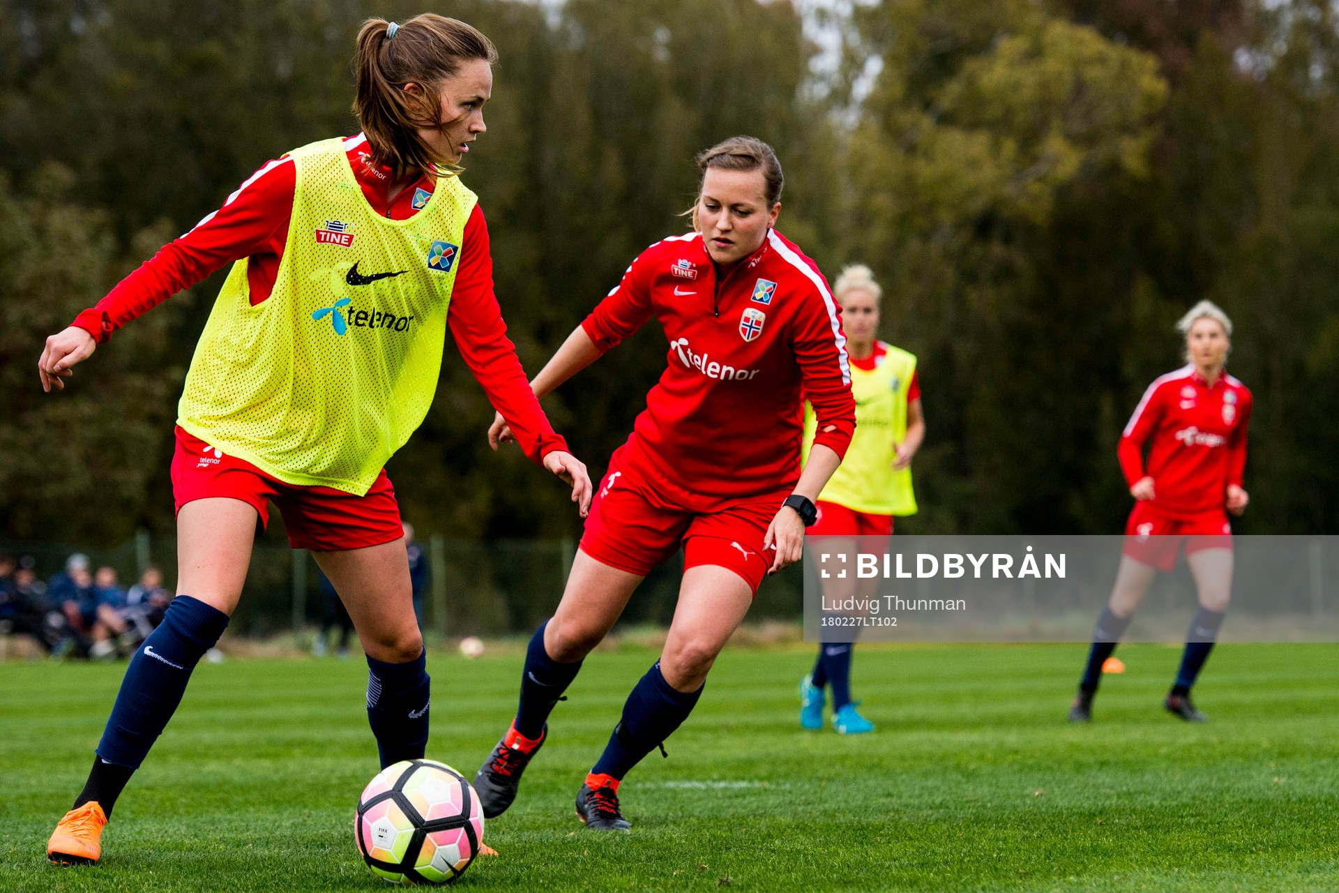 Caroline Graham Hansen och Kristine Minde