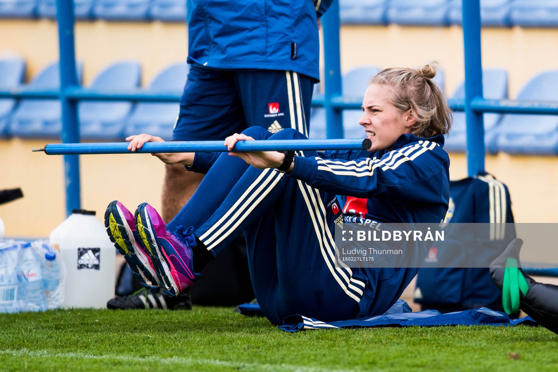 Lina Hurtig kör rehab