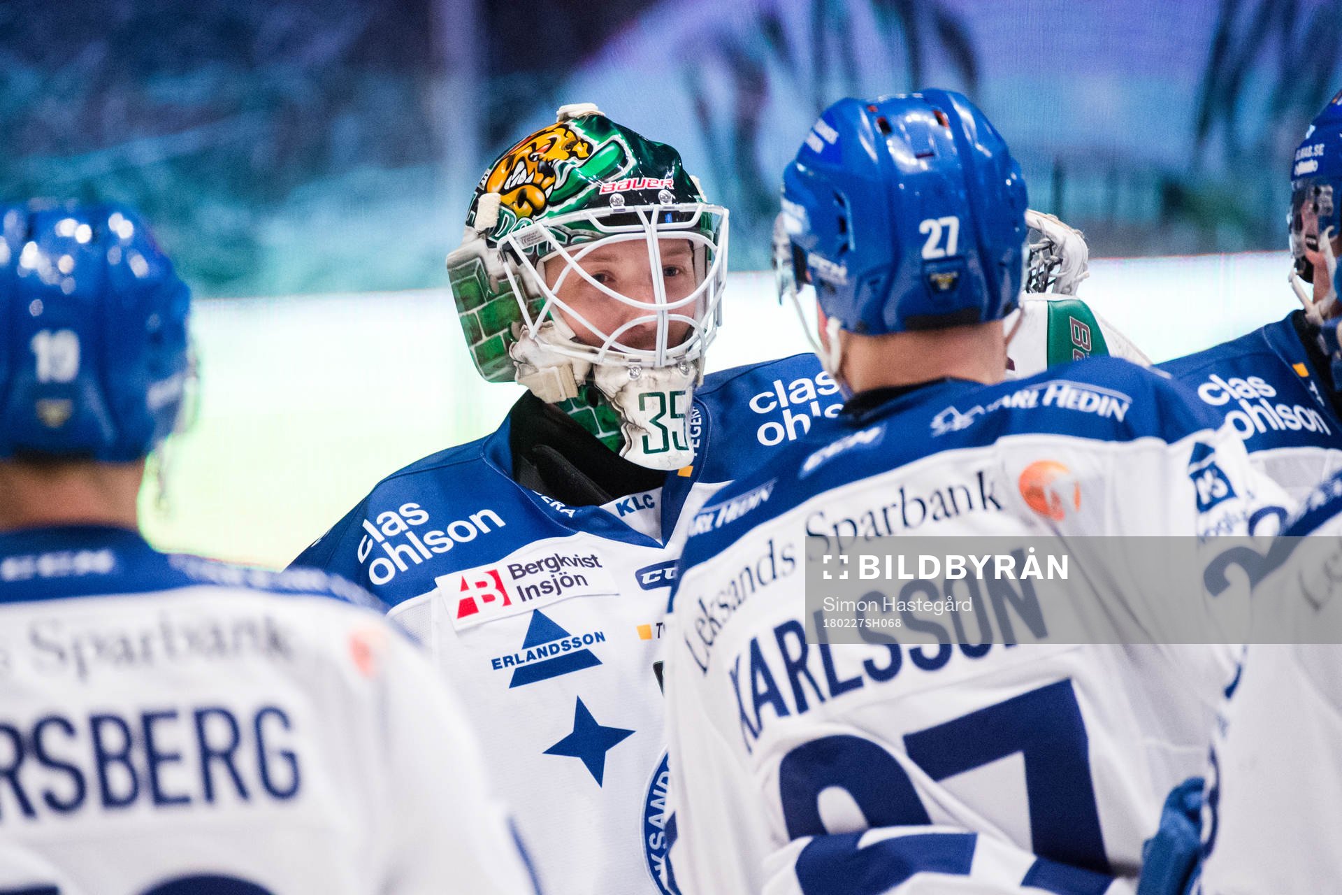 Leksands målvakt Robin Rahm jublar