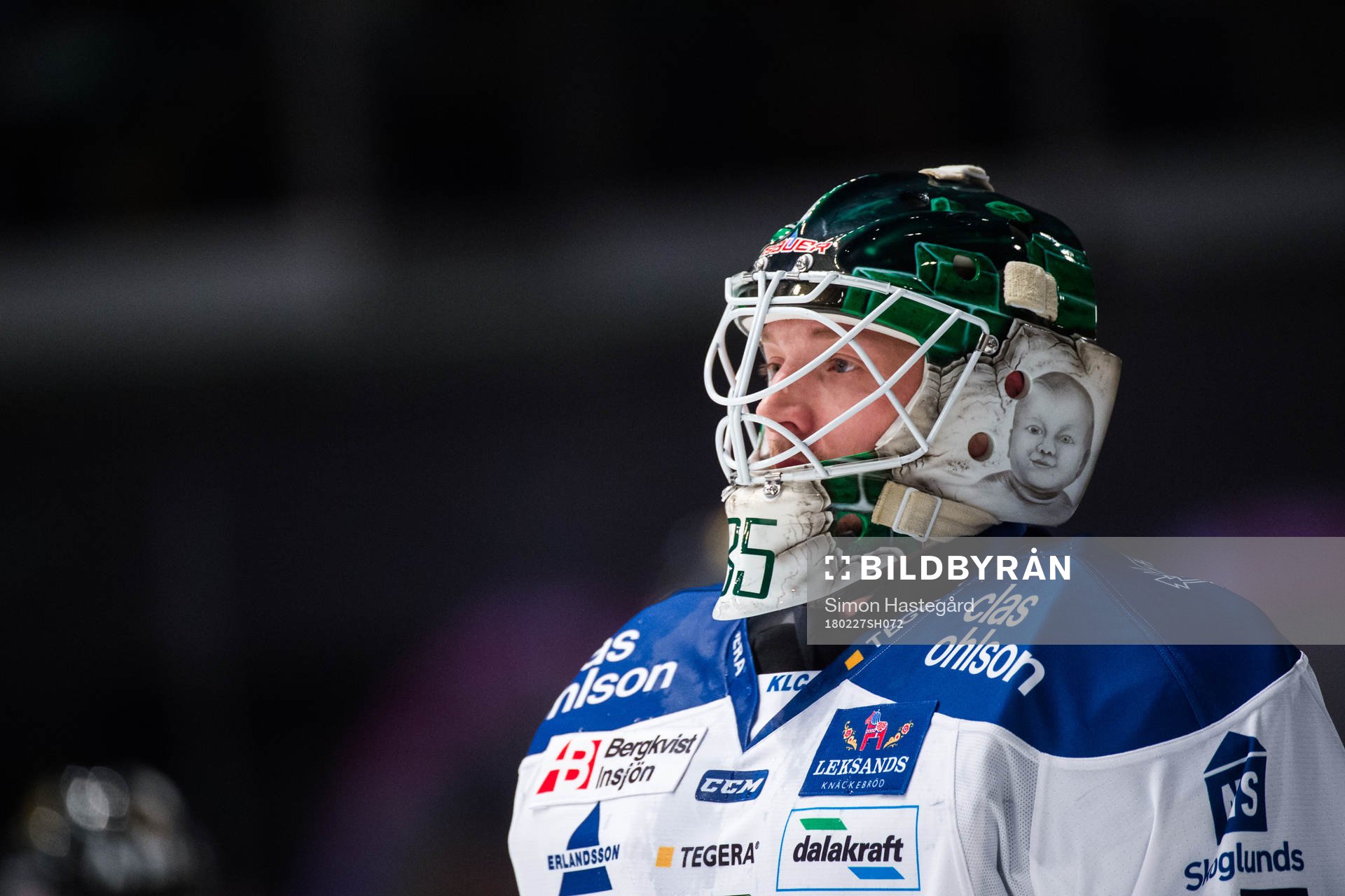 Leksands målvakt Robin Rahm före ishockeymatchen i