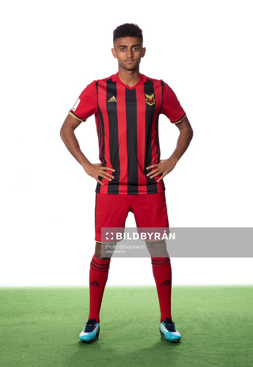 Östersunds Tesfaldet Tekie poserar för ett porträtt den 28 februari 2018 i Östersund.