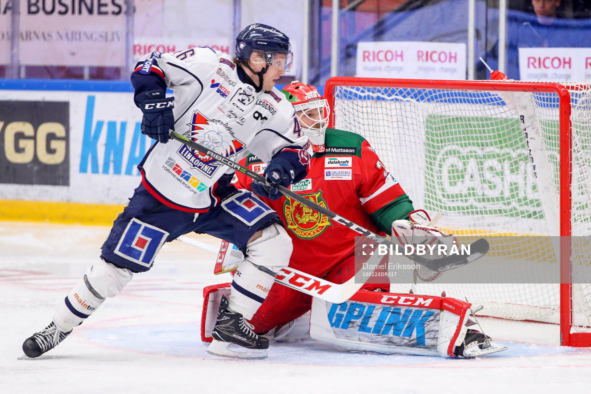 Linköpings Mathis Olimb och Moras målvakt Christian