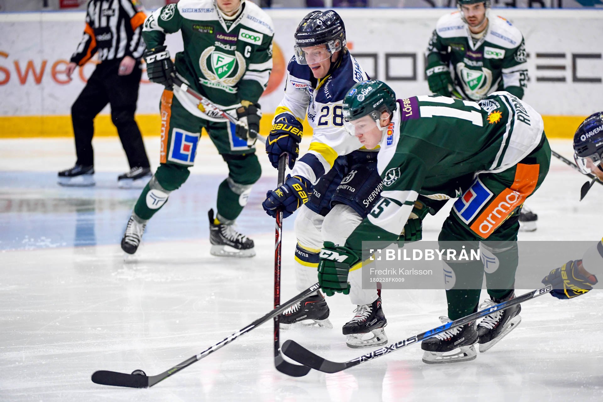 s Anton Bengtsson och Färjestads Gustav Rydahl