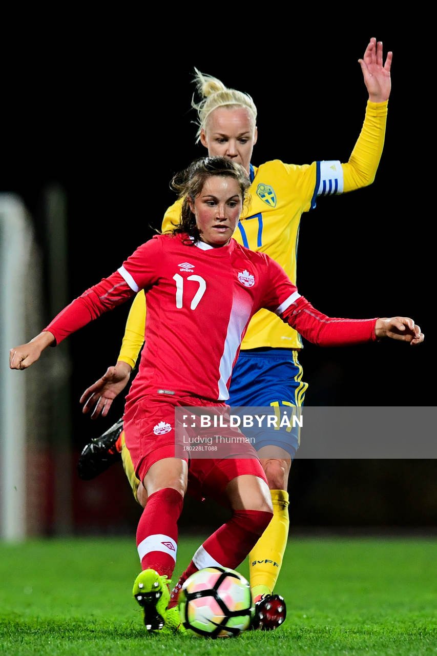 Kanadas Jessie Fleming och Sveriges Caroline Seger
