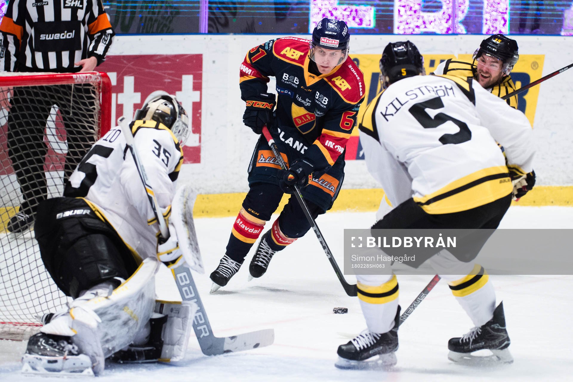 Djurgårdens Markus Ljungh utmanar Brynäs målvakt David