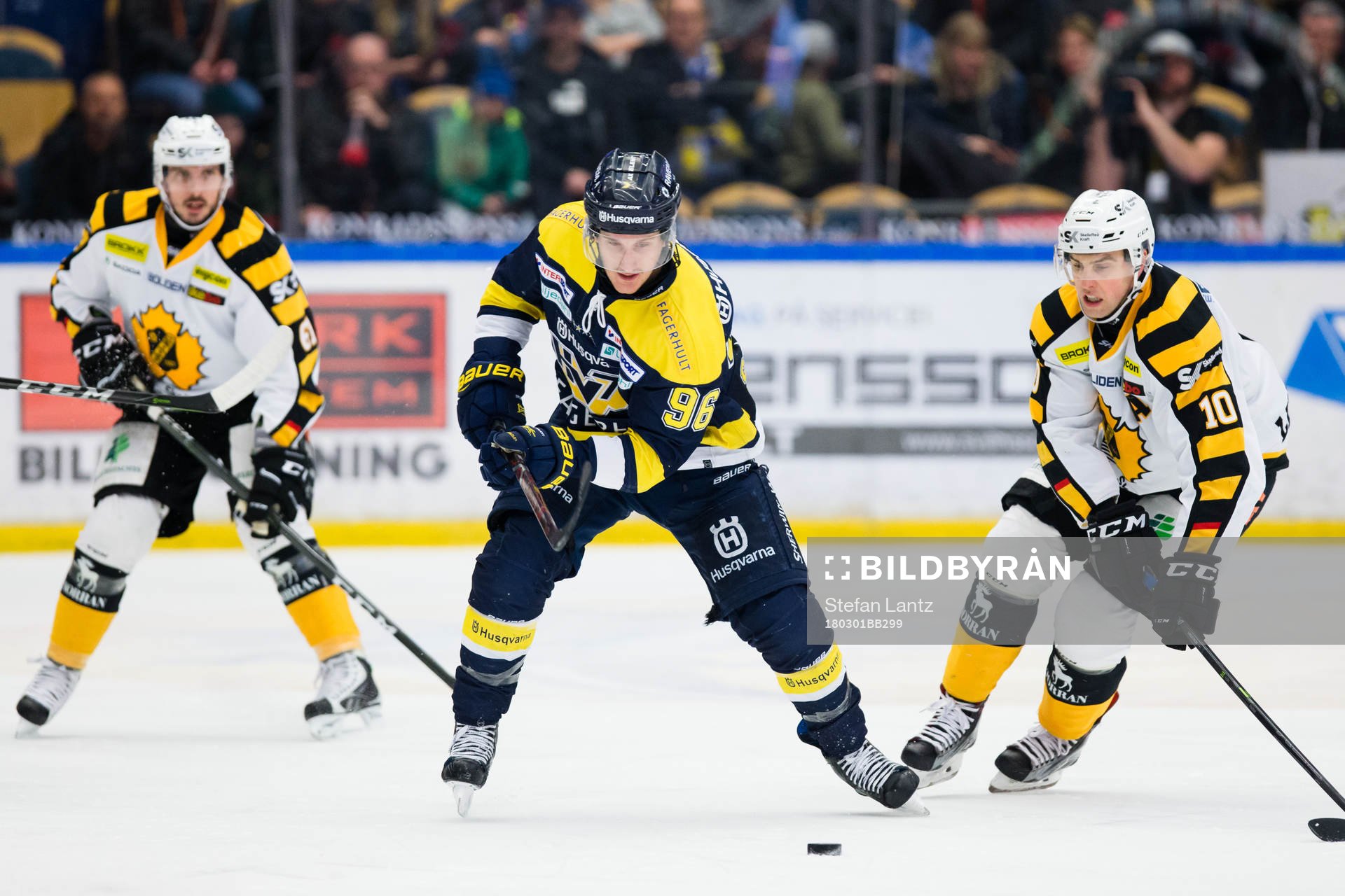 s Bill Sweatt mot Skellefteås Joakim Lindström