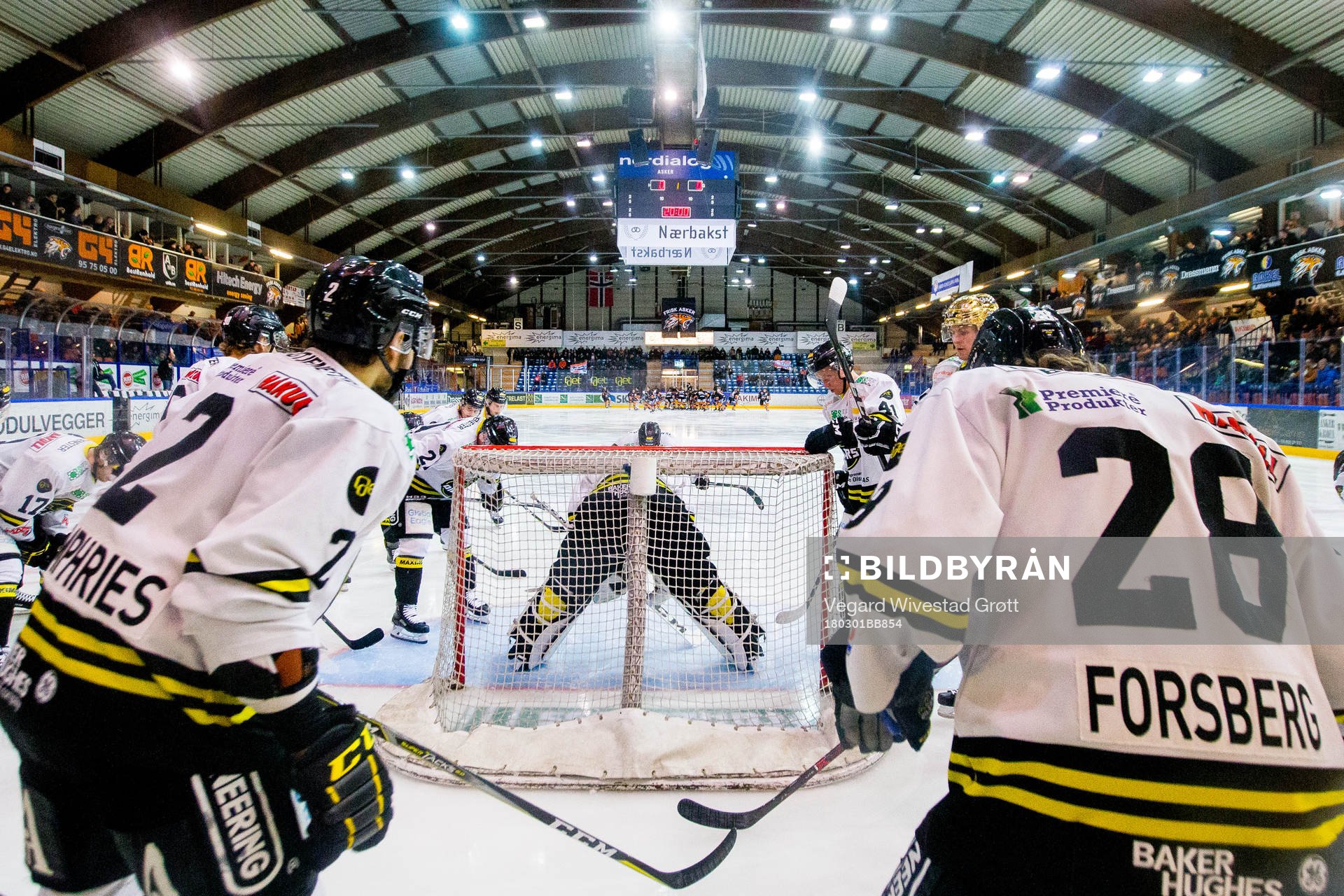 Spencer Humphries, Kristian Forsberg and the players of