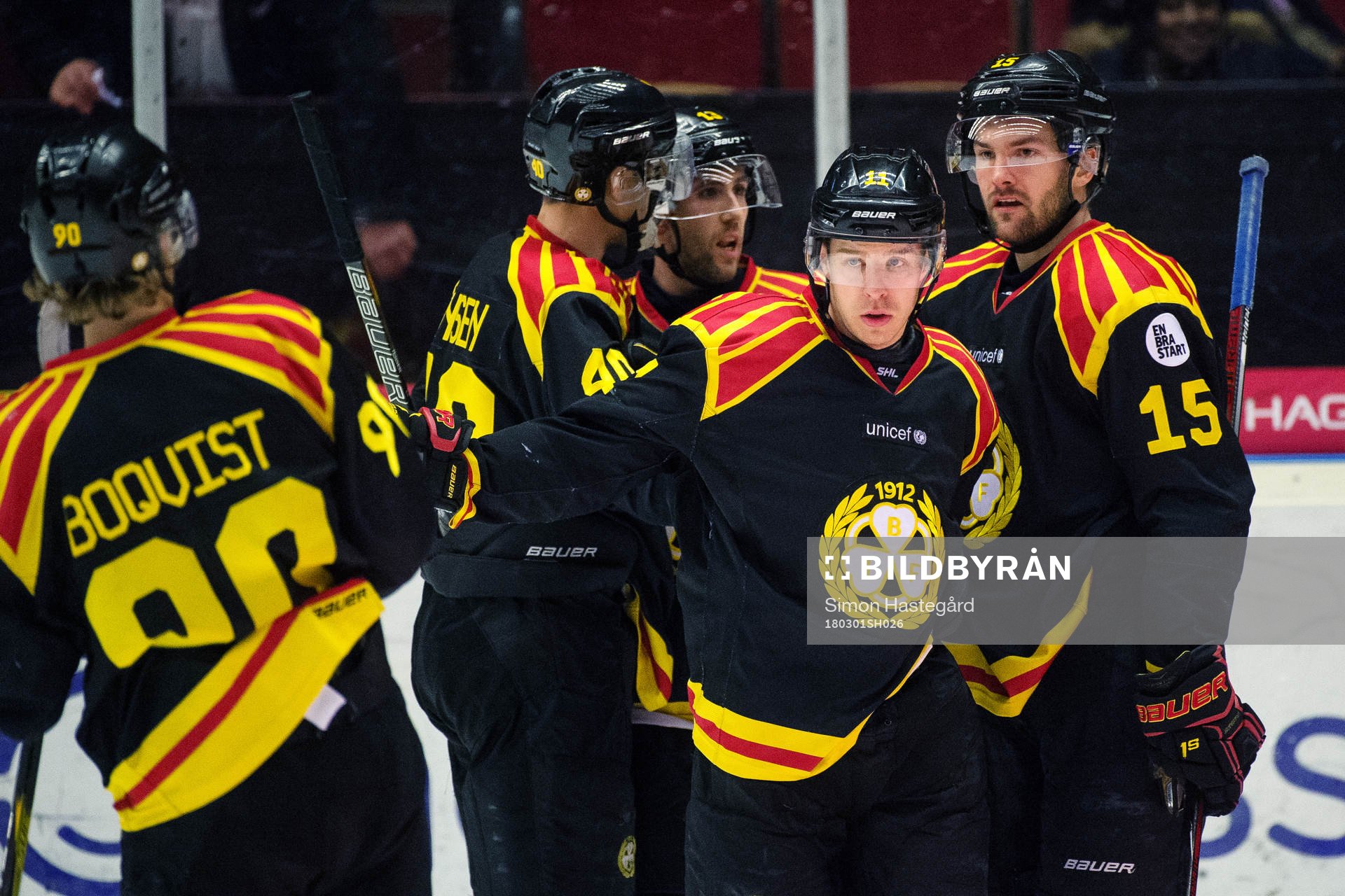 Brynäs Kevin Clark jublar med lagkamrater