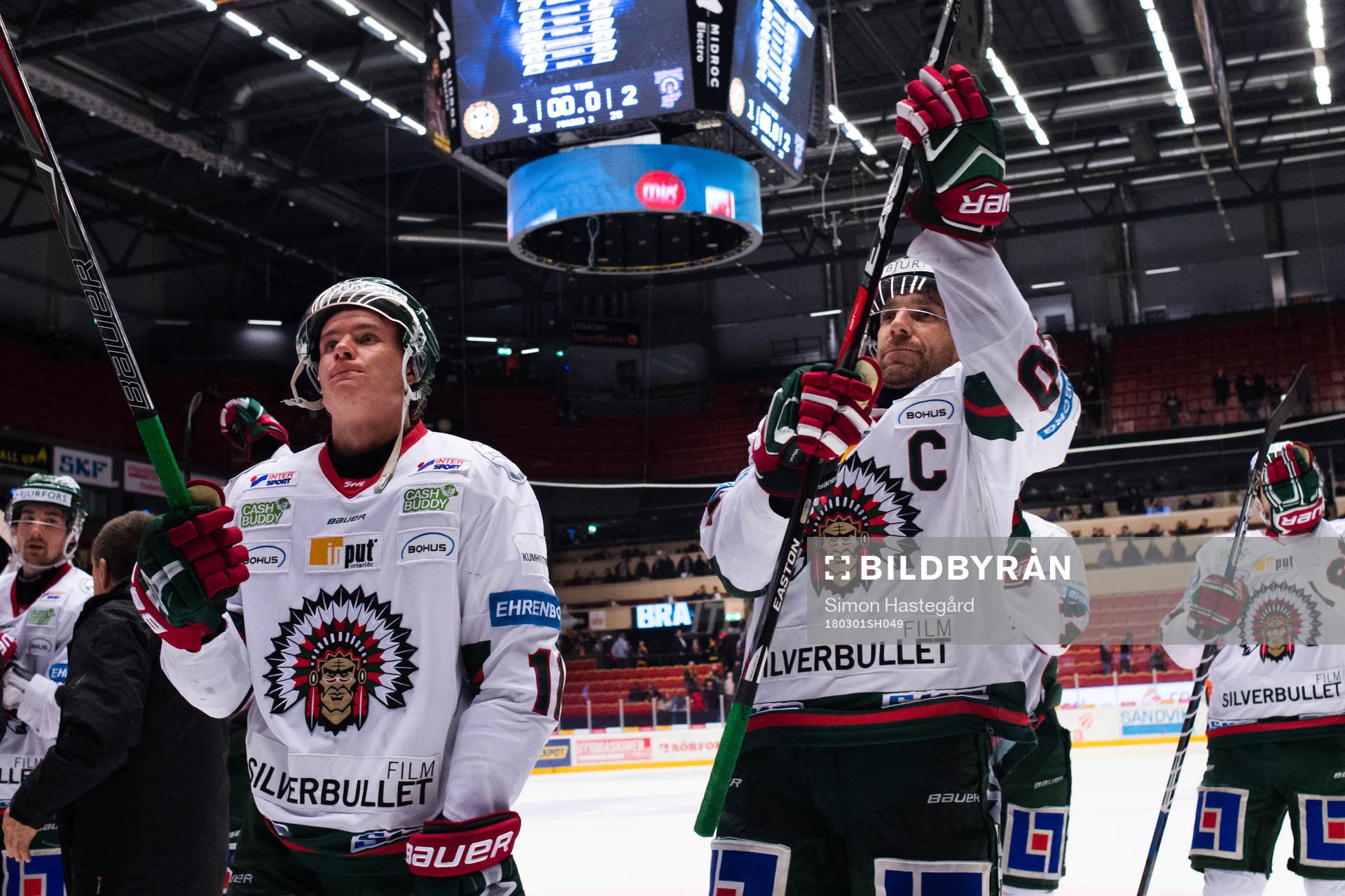 Frölundas Victor Olofsson och Joel Lundqvist jublar