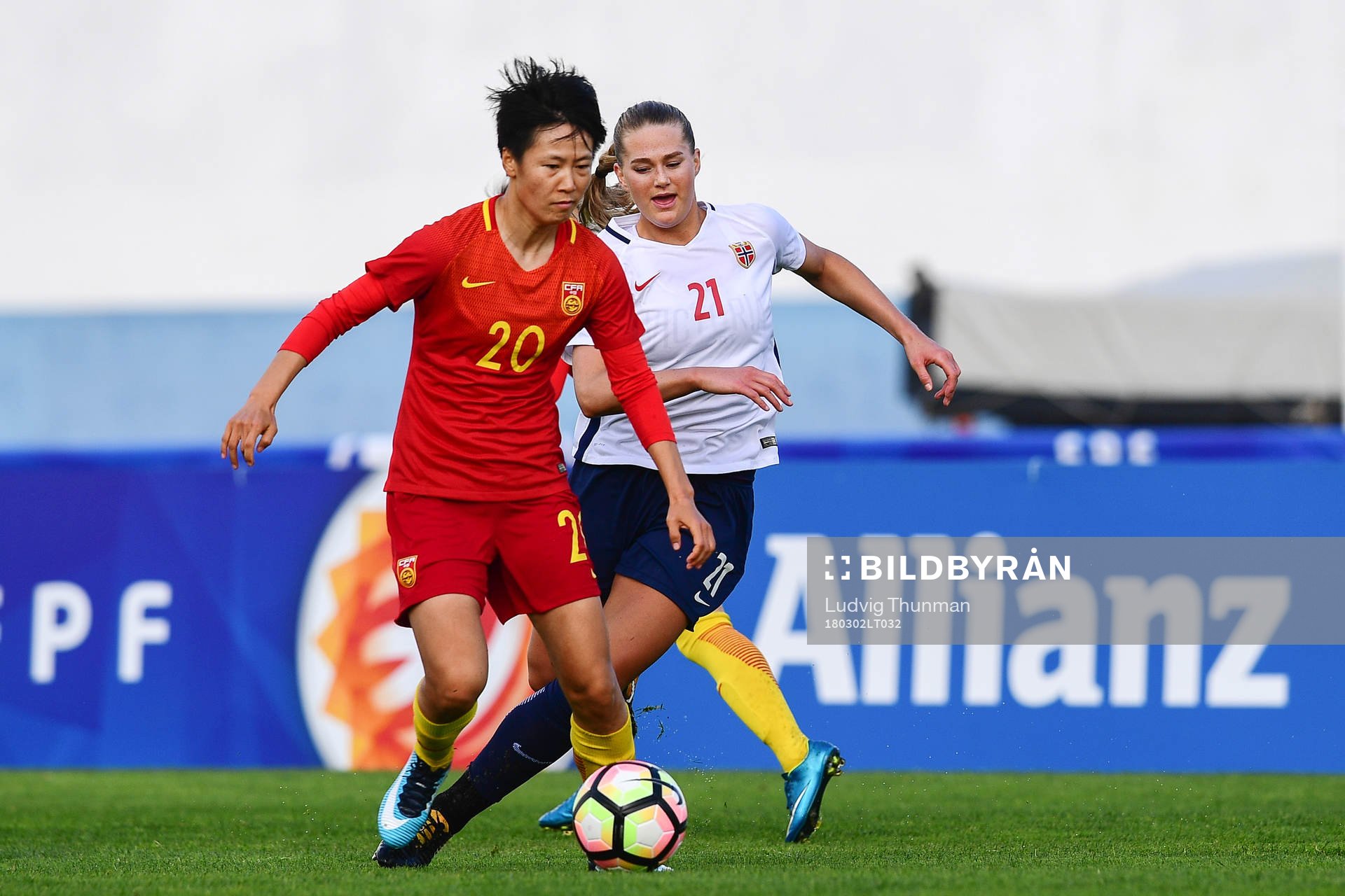 Kinas Zhang Rui och Norges Lisa-Marie Karlseng Utland