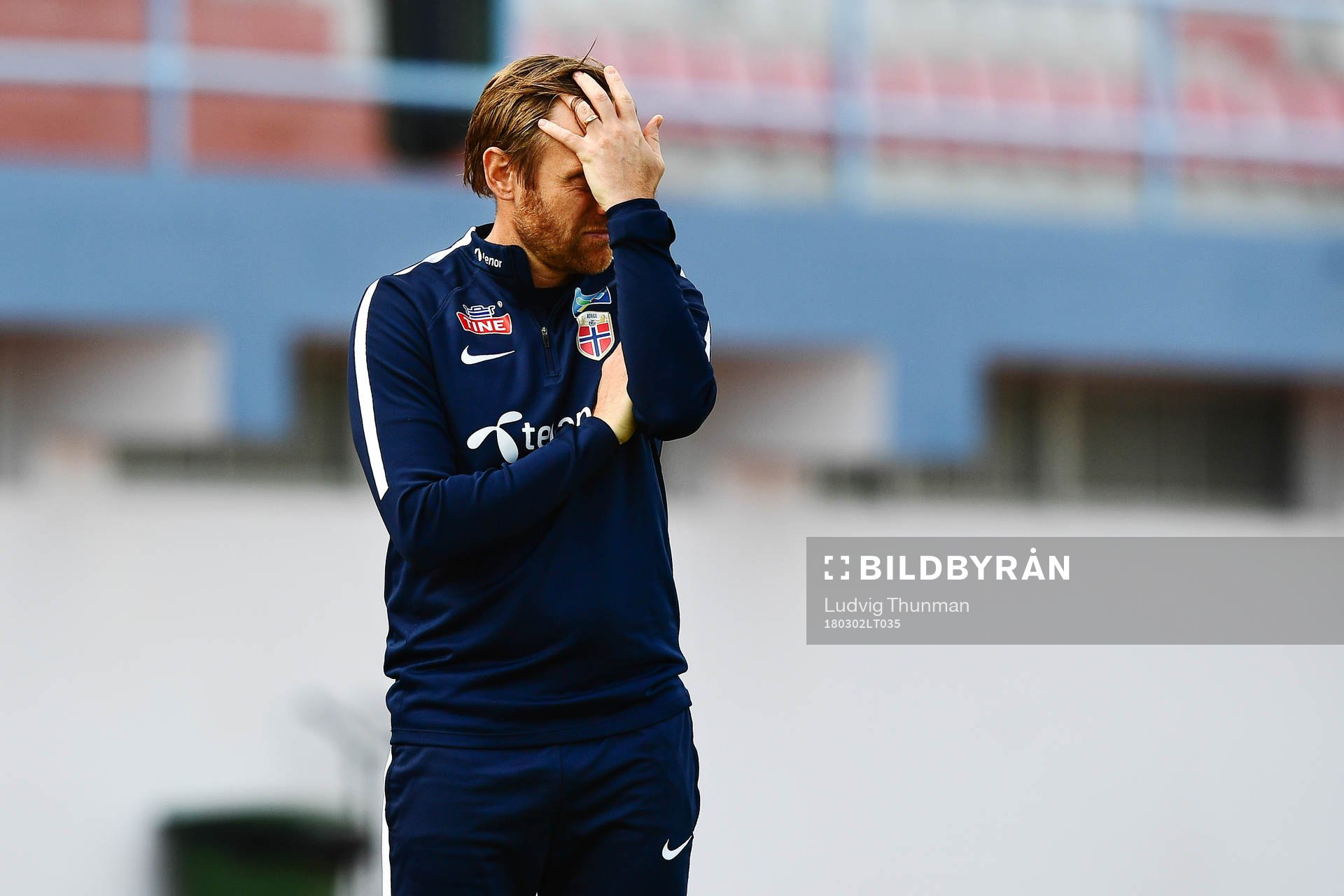 Norges förbundskapten Martin Sjögren deppar