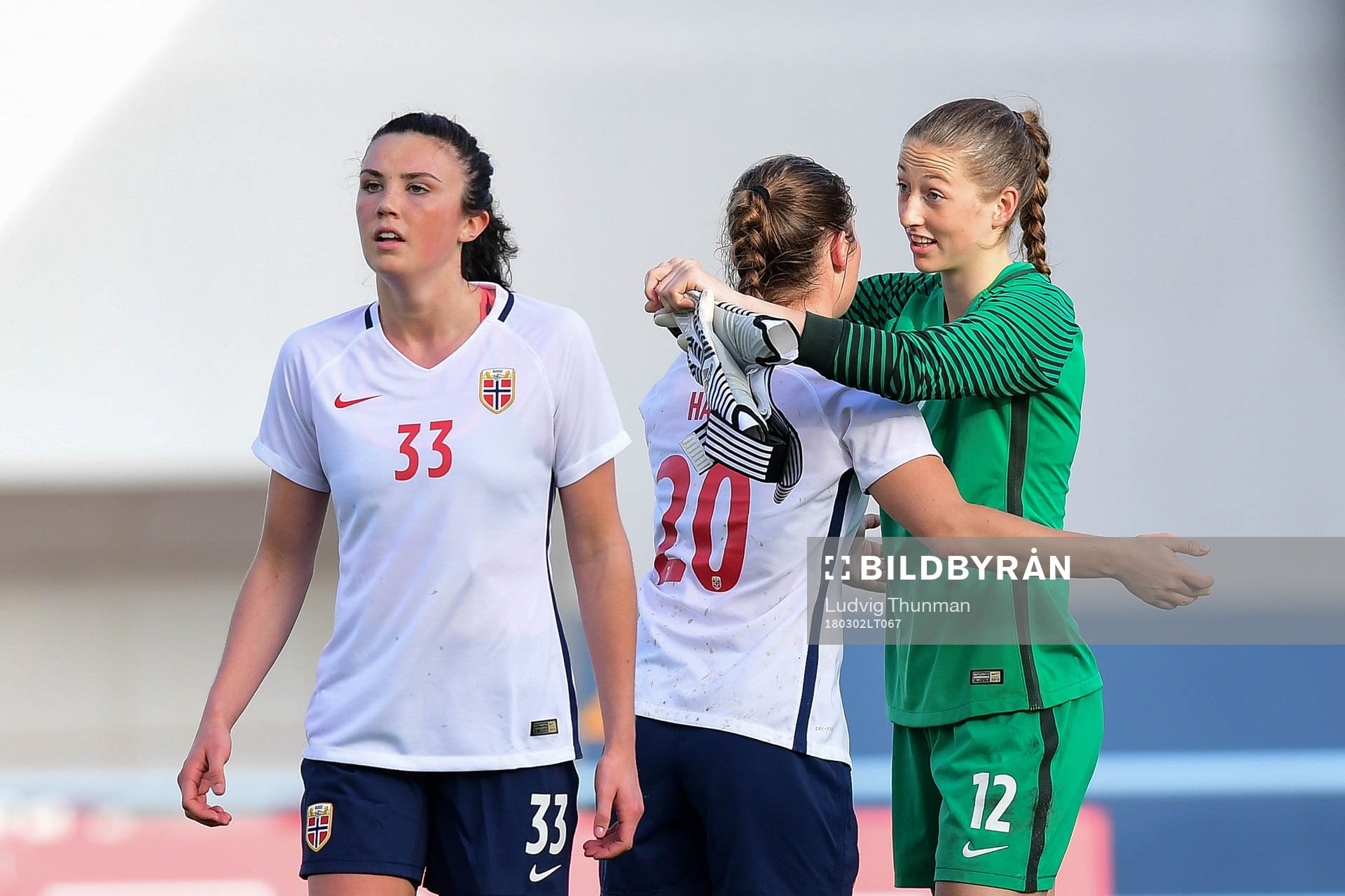 Norges Ingrid Syrstad Engen, Emilie Bosshard Haavi och
