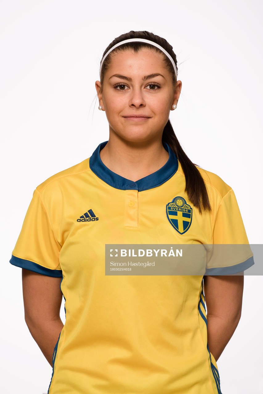 Miranda Gustafsson i F16-landslaget