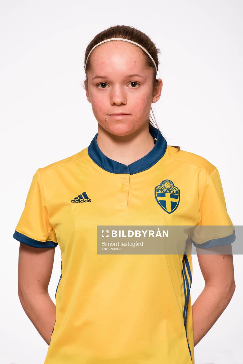 hanna lundkvist i F16-landslaget