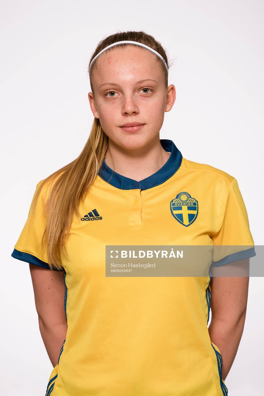 Wilma Hedenström  i F16-landslaget poserar för porträtt  den 2 mars 2018 i Stockholm.