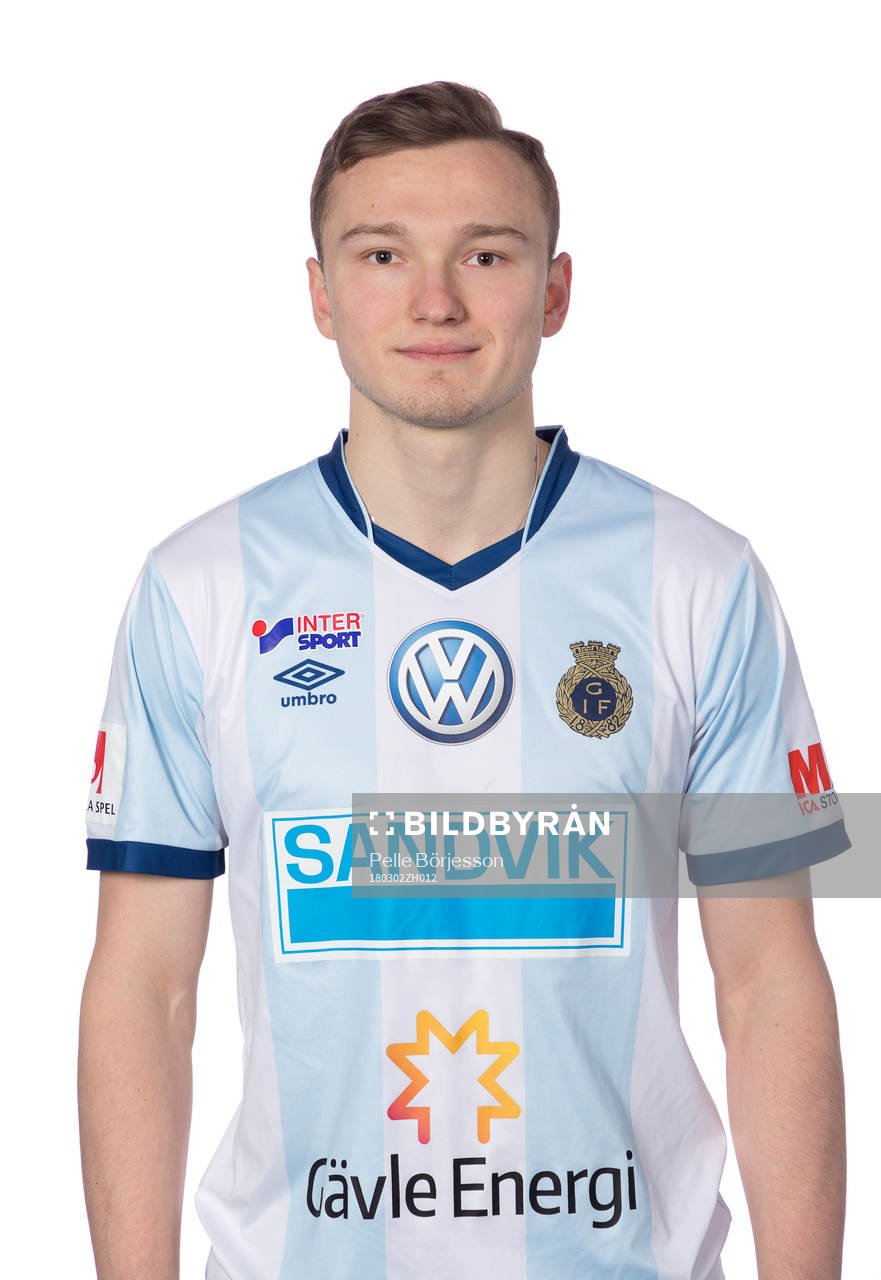 s Piotr Johansson