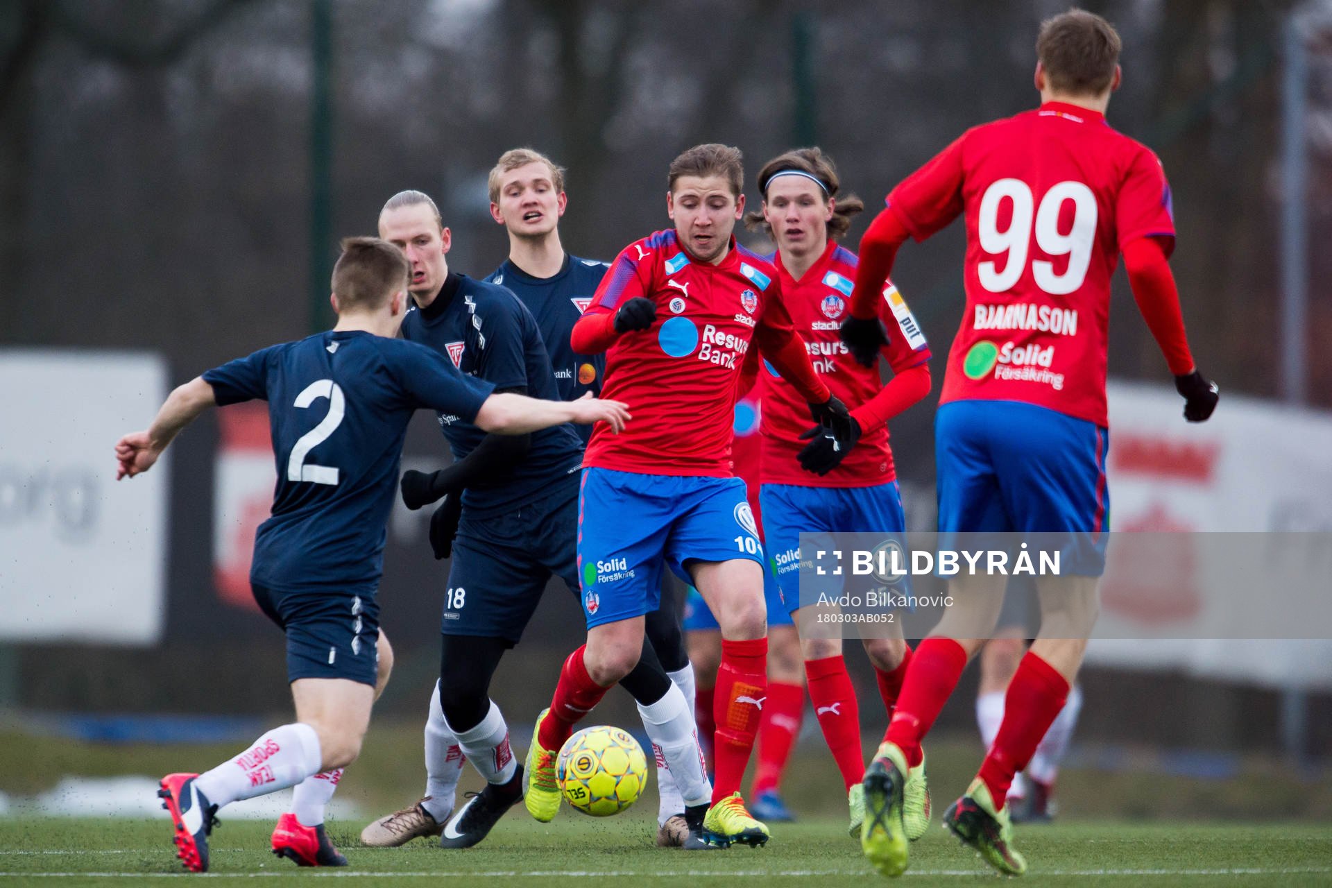 Helsingborgs Darijan Bojanic jagad av Tvåpåkers Alexander