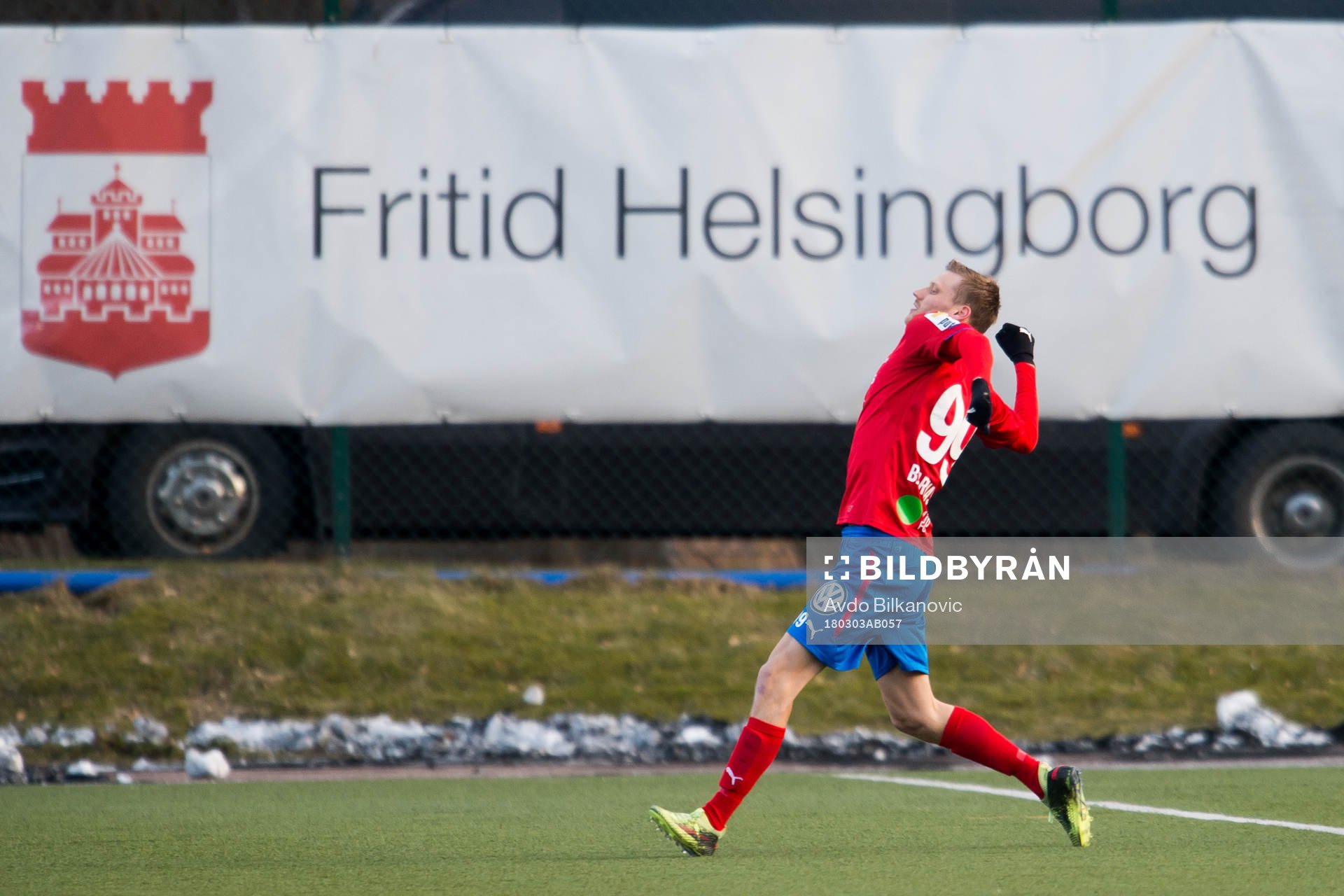 Helsingborgs Anda Runar Bjärnason jublar under fotbollsmatchen i Svenska Cupen mellan Helsingborg och Tvååker den 3 mars 2018 i Helsingborg.